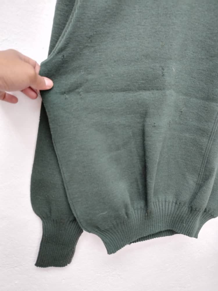 Burberry × Burberry Prorsum Vintage 80s Burberry's Army Green Wool Knitwear Size US L / EU 52-54 / 3 - 9 Thumbnail