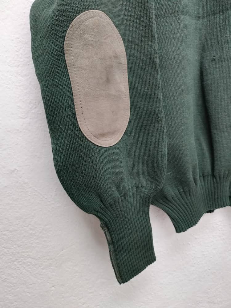 Burberry × Burberry Prorsum Vintage 80s Burberry's Army Green Wool Knitwear Size US L / EU 52-54 / 3 - 3 Thumbnail