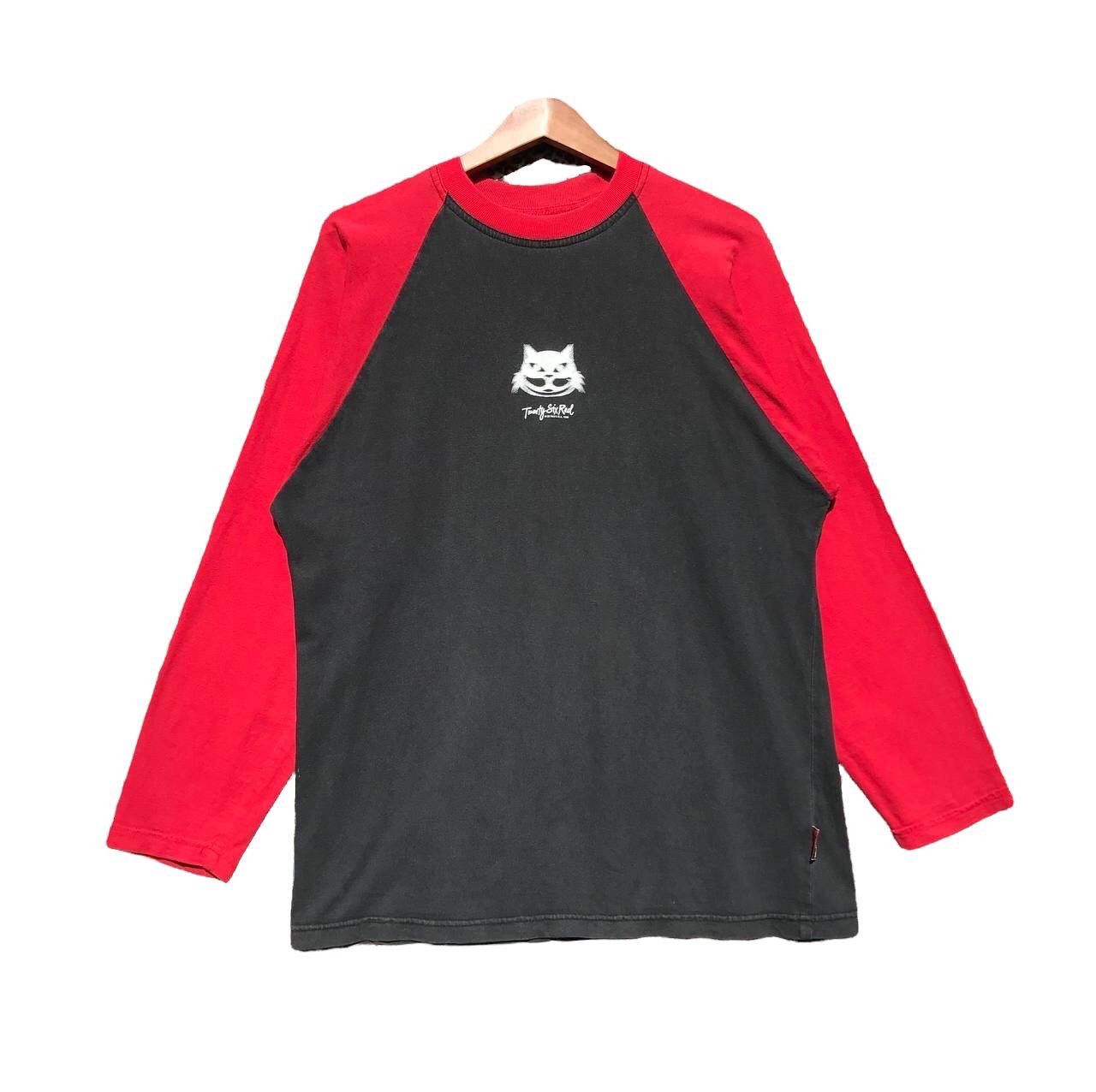 Vintage Vintage 90s Twenty Six Red Skateboard Shirt 26 Red. Size US M / EU 48-50 / 2 - 1 Thumbnail