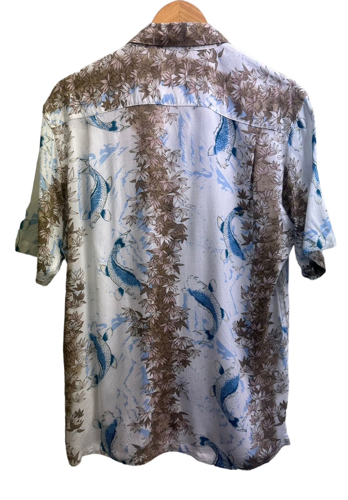 image of Hawaiian Shirt Printed Fish Koi Japan 100% Rayon in Blue White, Men's (Size Medium)