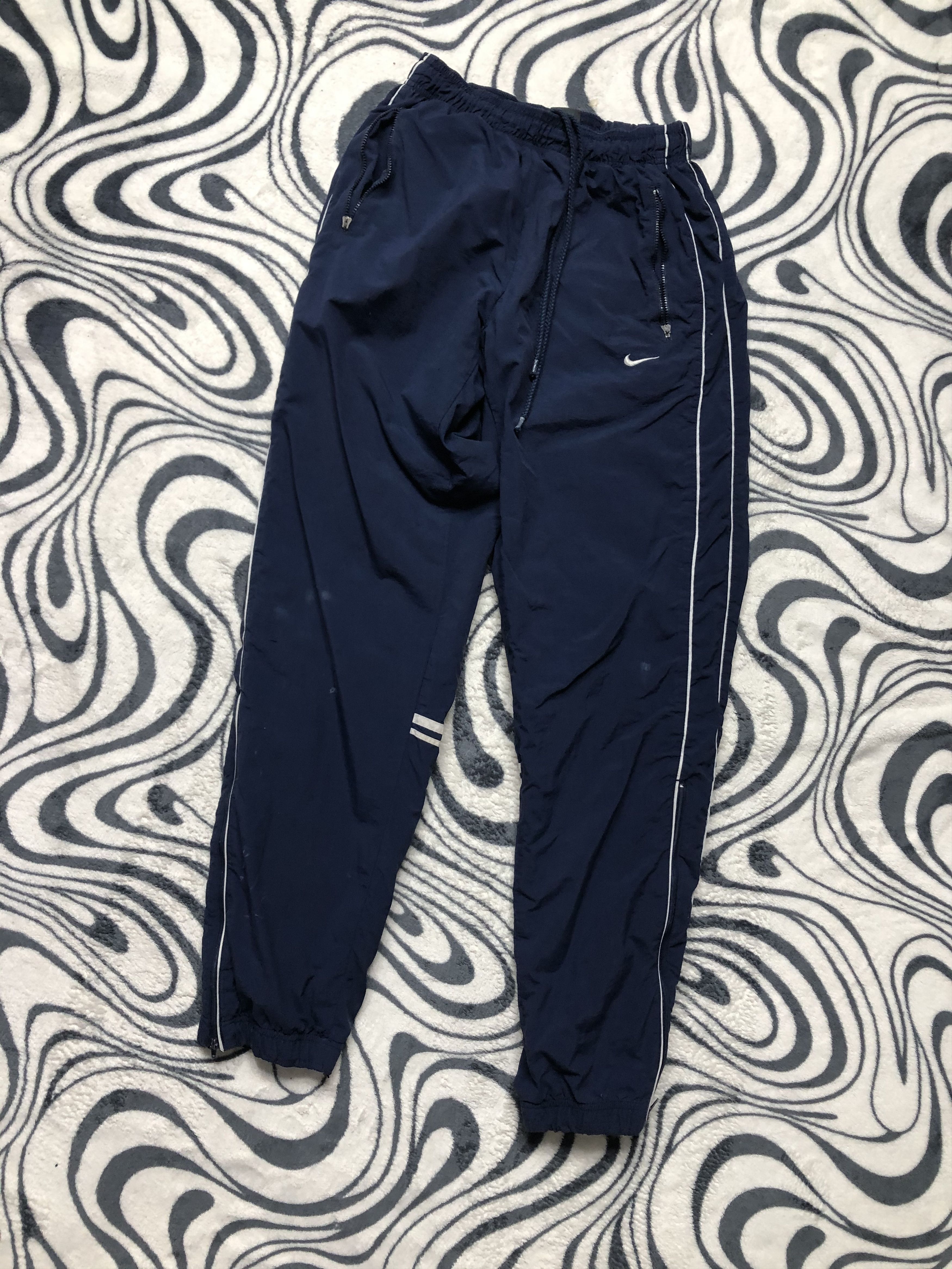 Nike Nike Distressed Vintage Mens Nylon Pants Y2K Drill Size US 30 / EU 46 - 1 Thumbnail