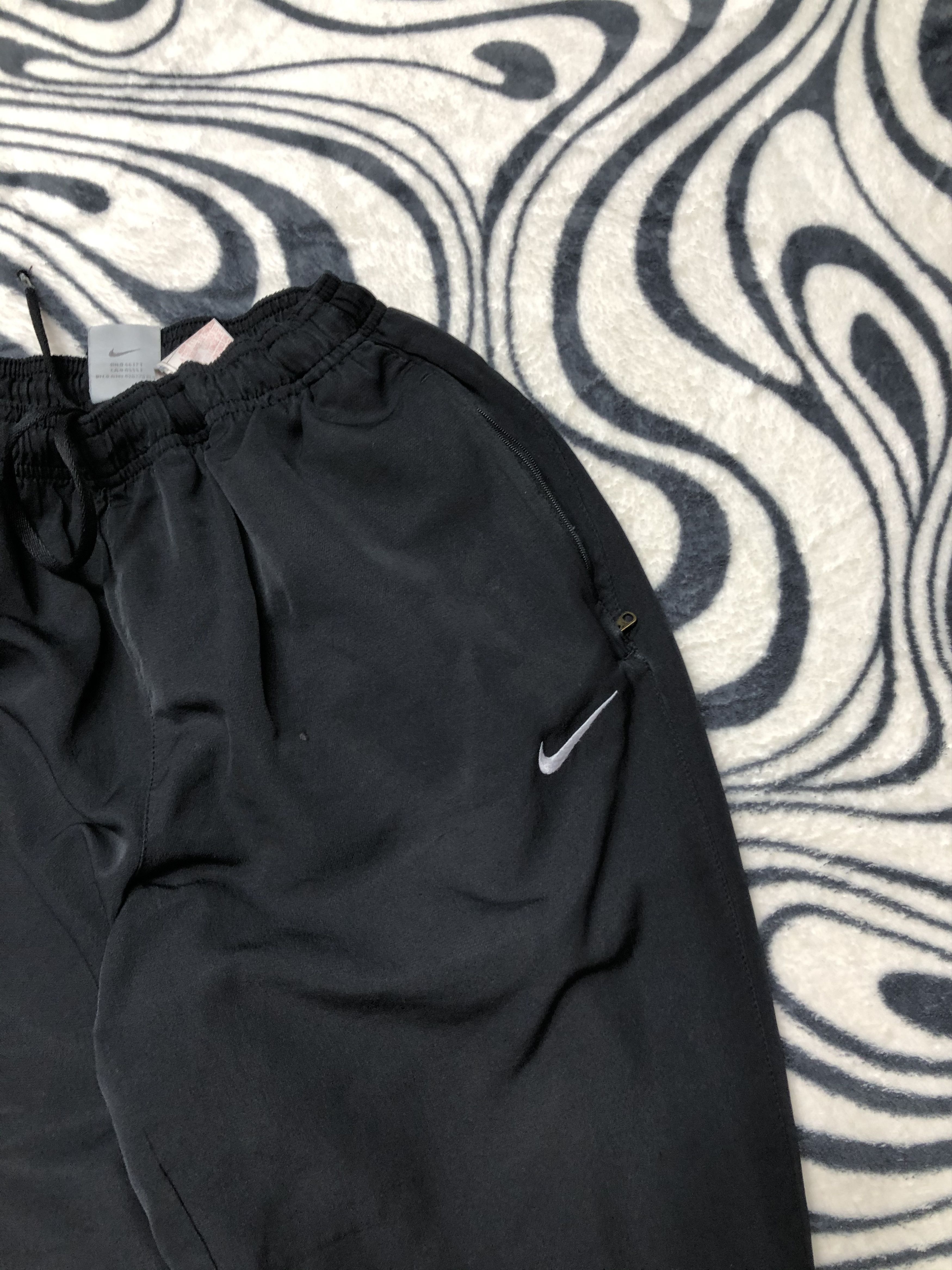 Nike Nike Vintage Mens Nylon Pants Y2K Drill Size US 32 / EU 48 - 2 Thumbnail