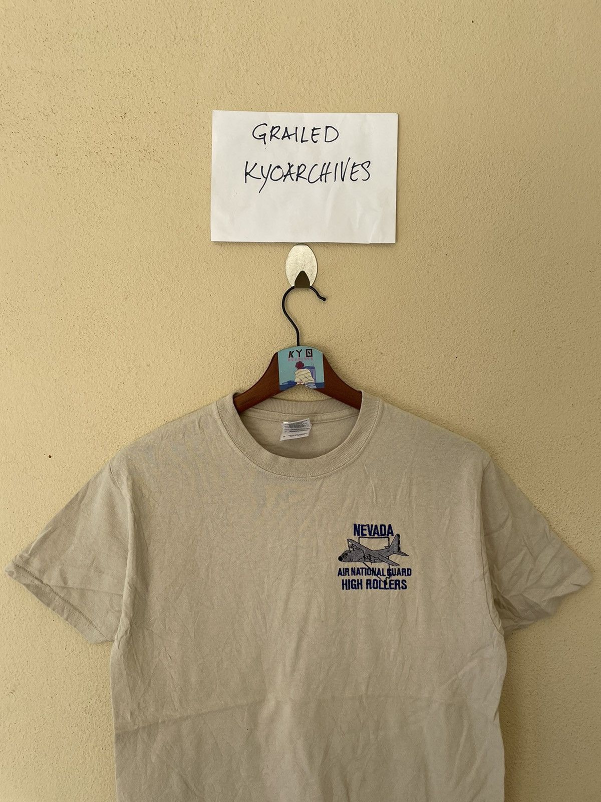Gildan EMBROIDERED NEVADA AIRWAYS TEE Size US S / EU 44-46 / 1 - 3 Thumbnail