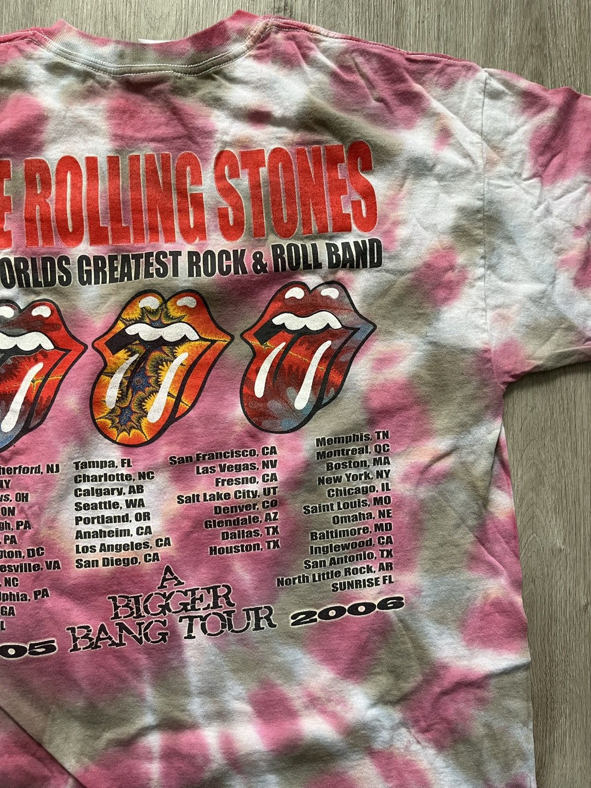 Vintage Vintage 2005-06 Rolling Stones A Bigger Bang Tour Shirt Size US XL / EU 56 / 4 - 21 Thumbnail