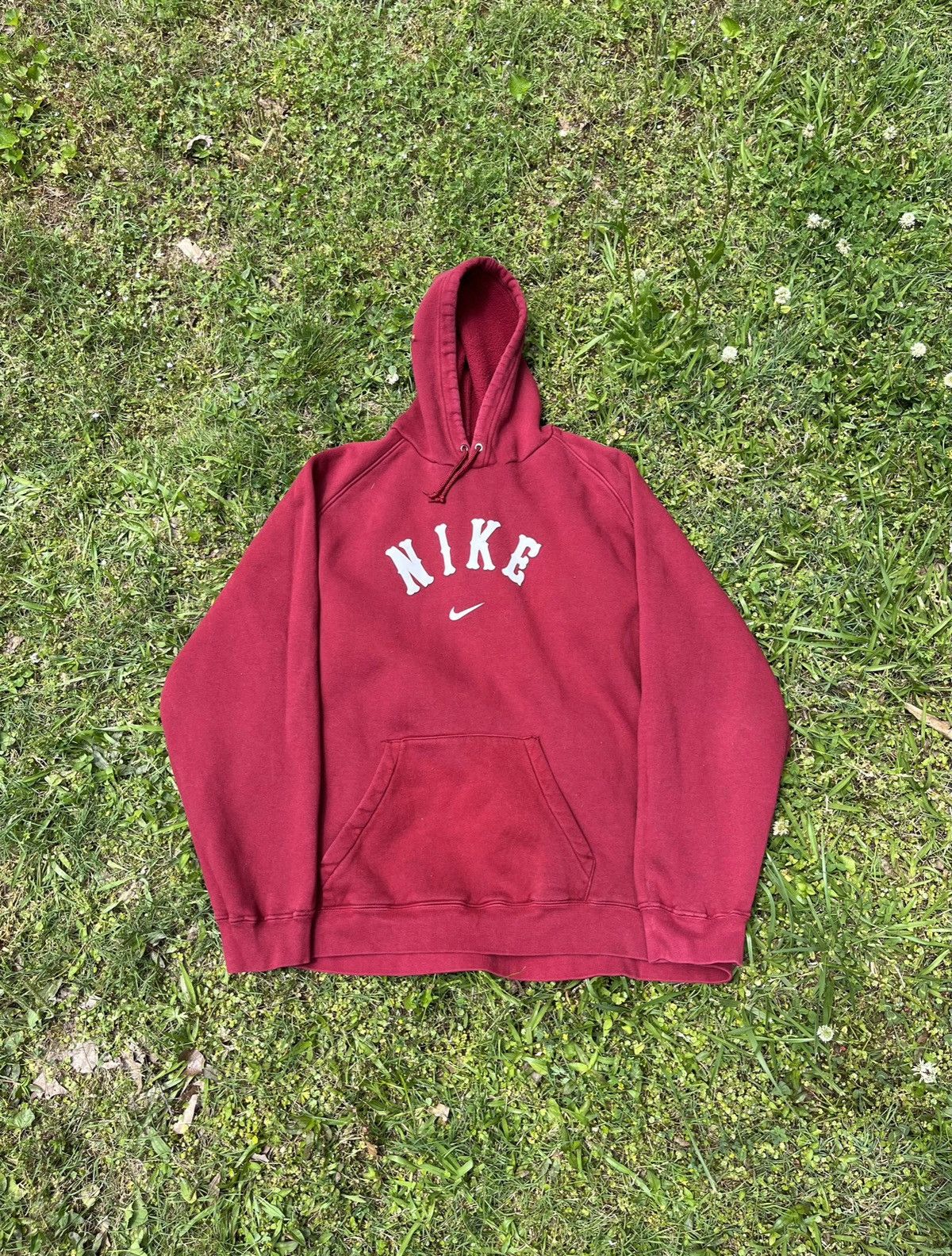 Nike Vintage Nike Center Swoosh Spell Out Hoodie Size US XXL / EU 58 / 5 - 2 Thumbnail
