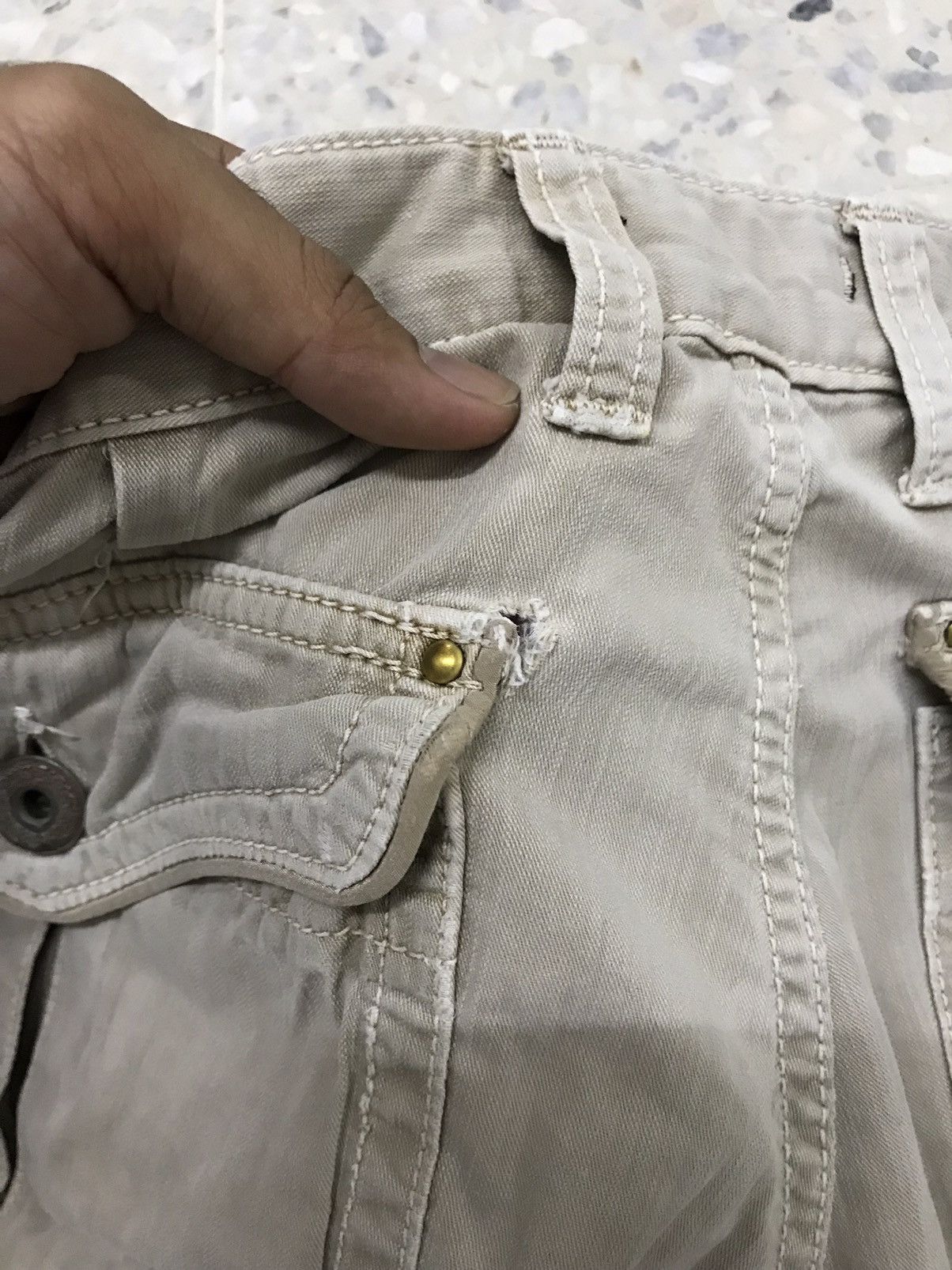 Japanese Brand Vintage Surplus Distressed Cargo Pants Size US 33 - 17 Thumbnail