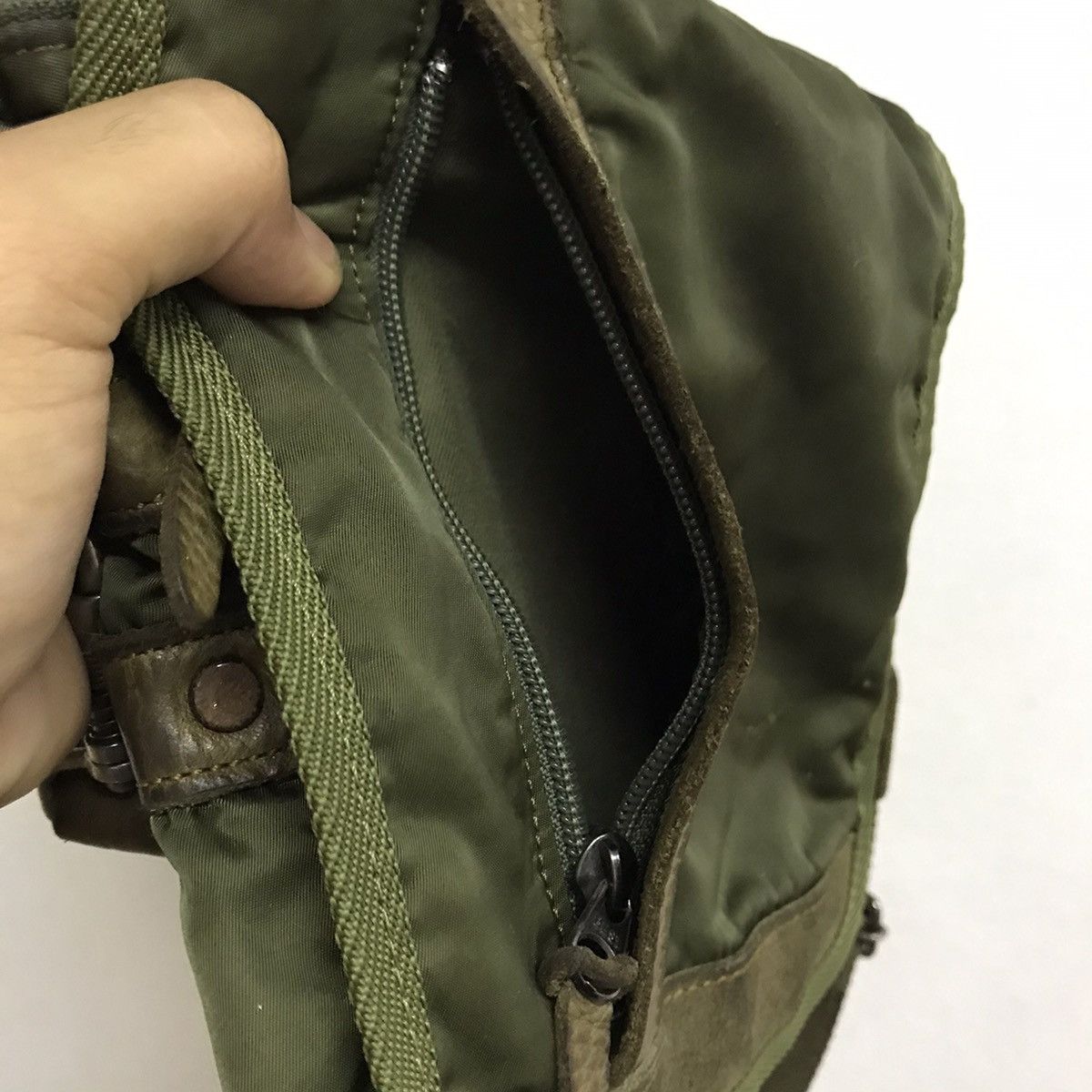 MasterPiece Vintage MasterPiece Distressed Sling Bag Leather/Nylon Size ONE SIZE - 13 Thumbnail