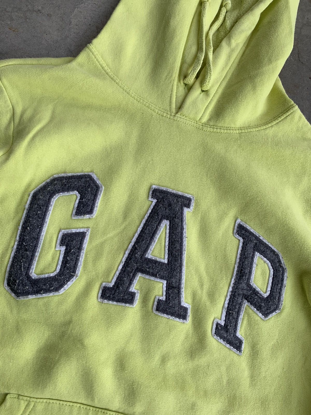 Gap Vintage Gap Big Logo Hoodie Sweatshirt Size US S / EU 44-46 / 1 - 2 Thumbnail