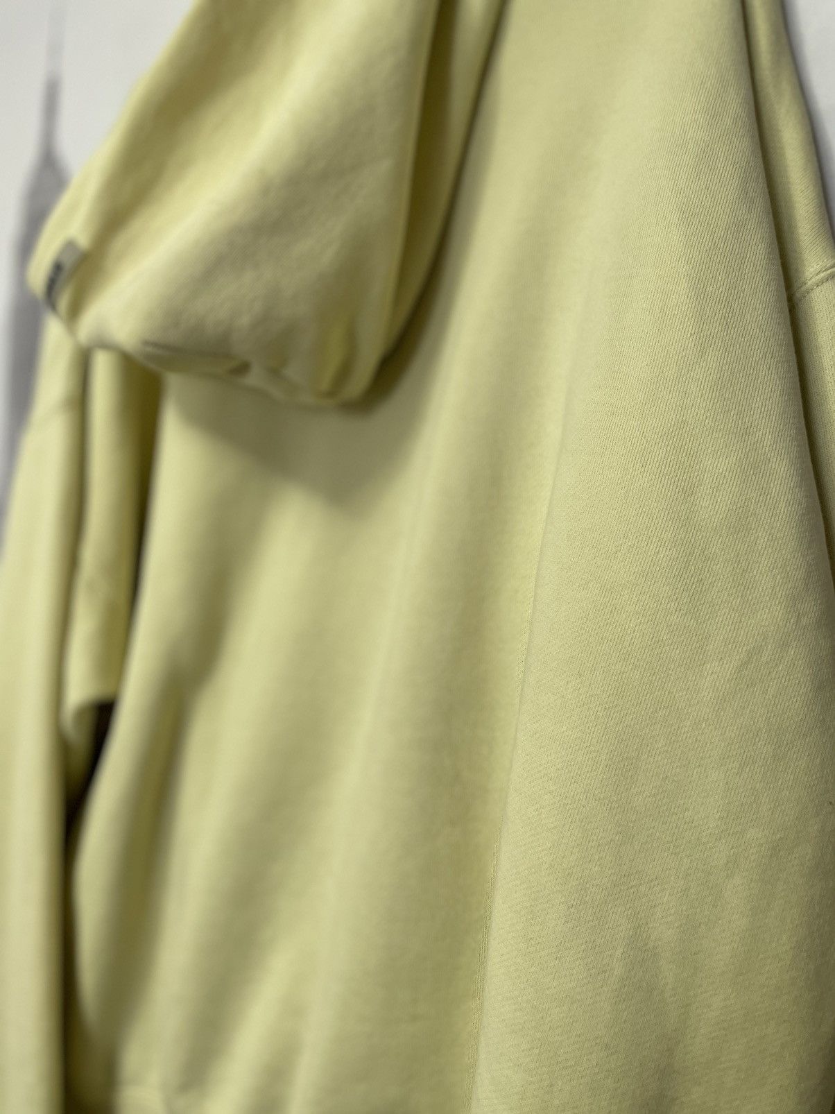 Fear of God OG Fear of God Essentials Lemonade Hoodie FW19 SZ Small 🔥 Size US S / EU 44-46 / 1 - 8 Thumbnail