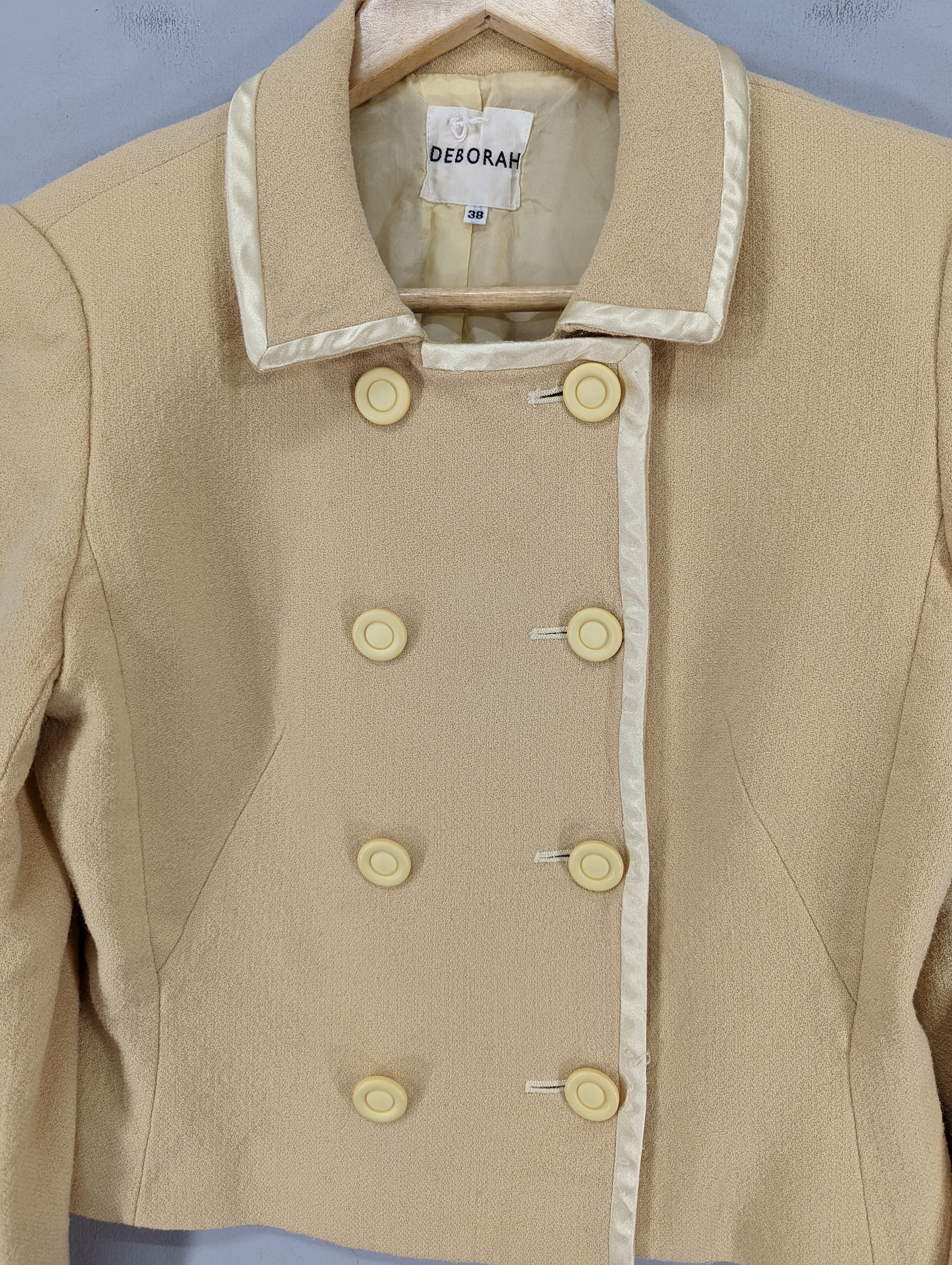 Japanese Brand × Vintage 💥RARE💥Vintage Deborah Double Breast Short Jacket Size S / US 4 / IT 40 - 4 Thumbnail