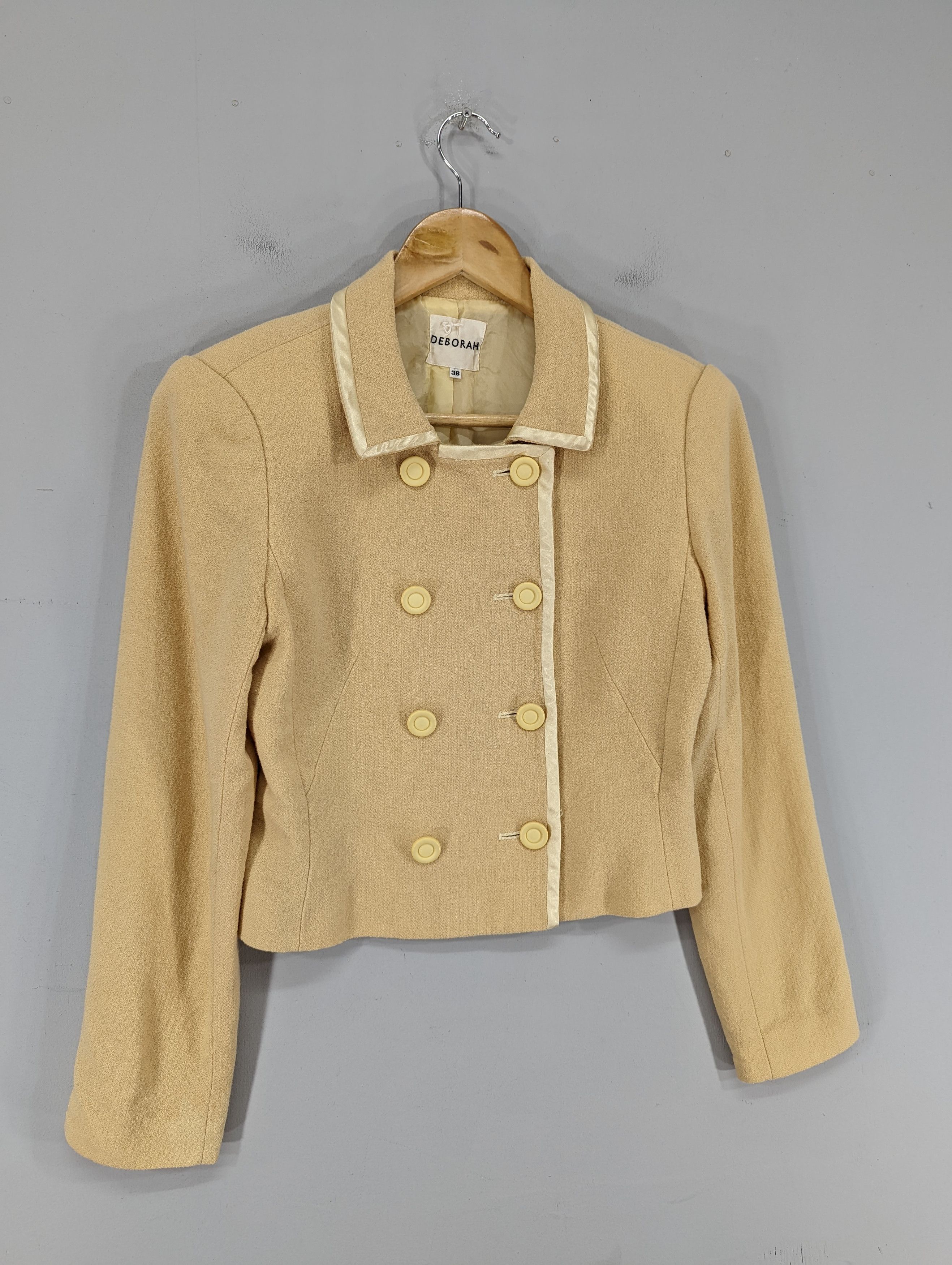 Japanese Brand × Vintage 💥RARE💥Vintage Deborah Double Breast Short Jacket Size S / US 4 / IT 40 - 2 Thumbnail
