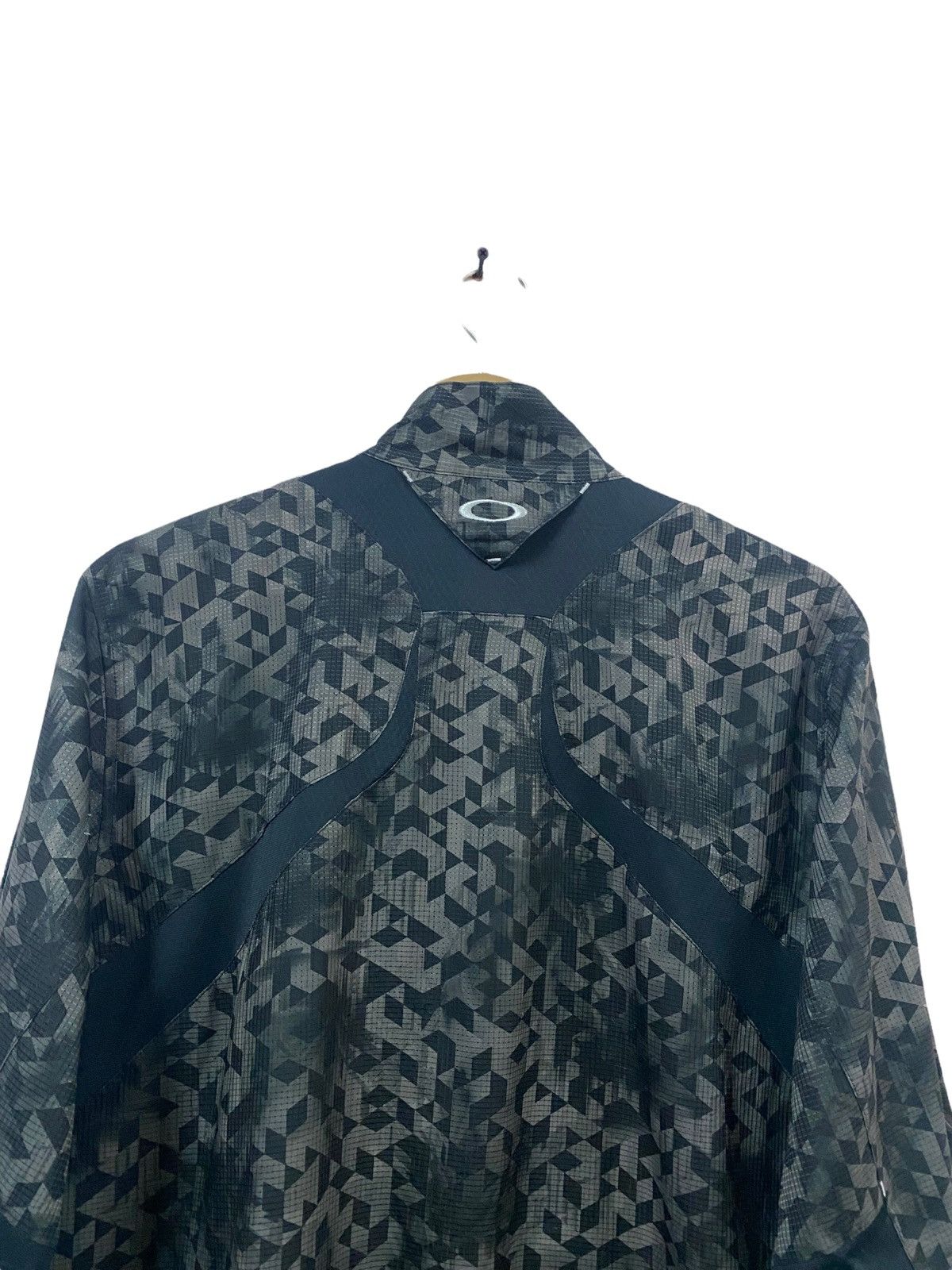 Oakley Oakley Windbreaker Jacket Size L Size US L / EU 52-54 / 3 - 11 Thumbnail