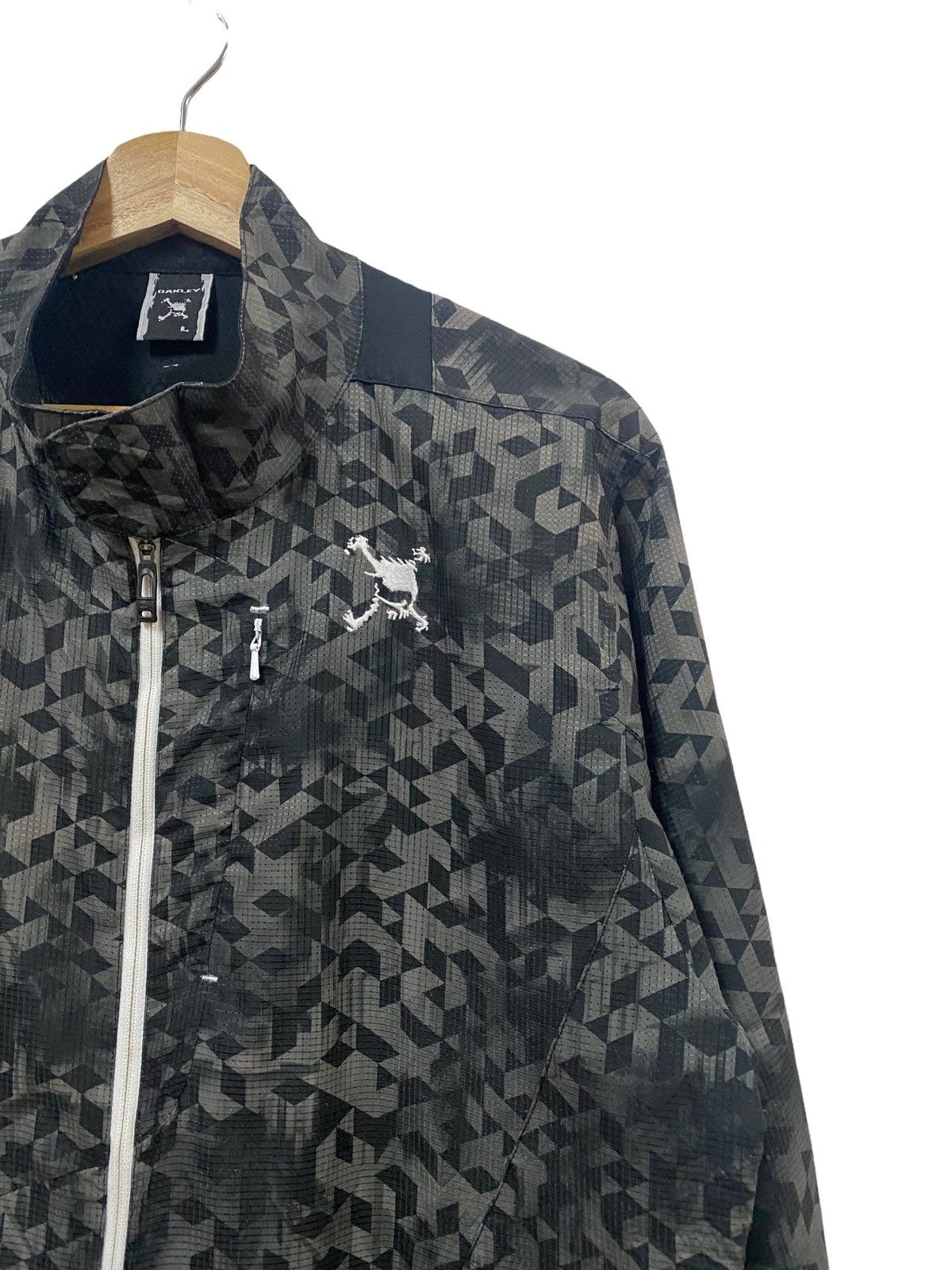 Oakley Oakley Windbreaker Jacket Size L Size US L / EU 52-54 / 3 - 6 Thumbnail