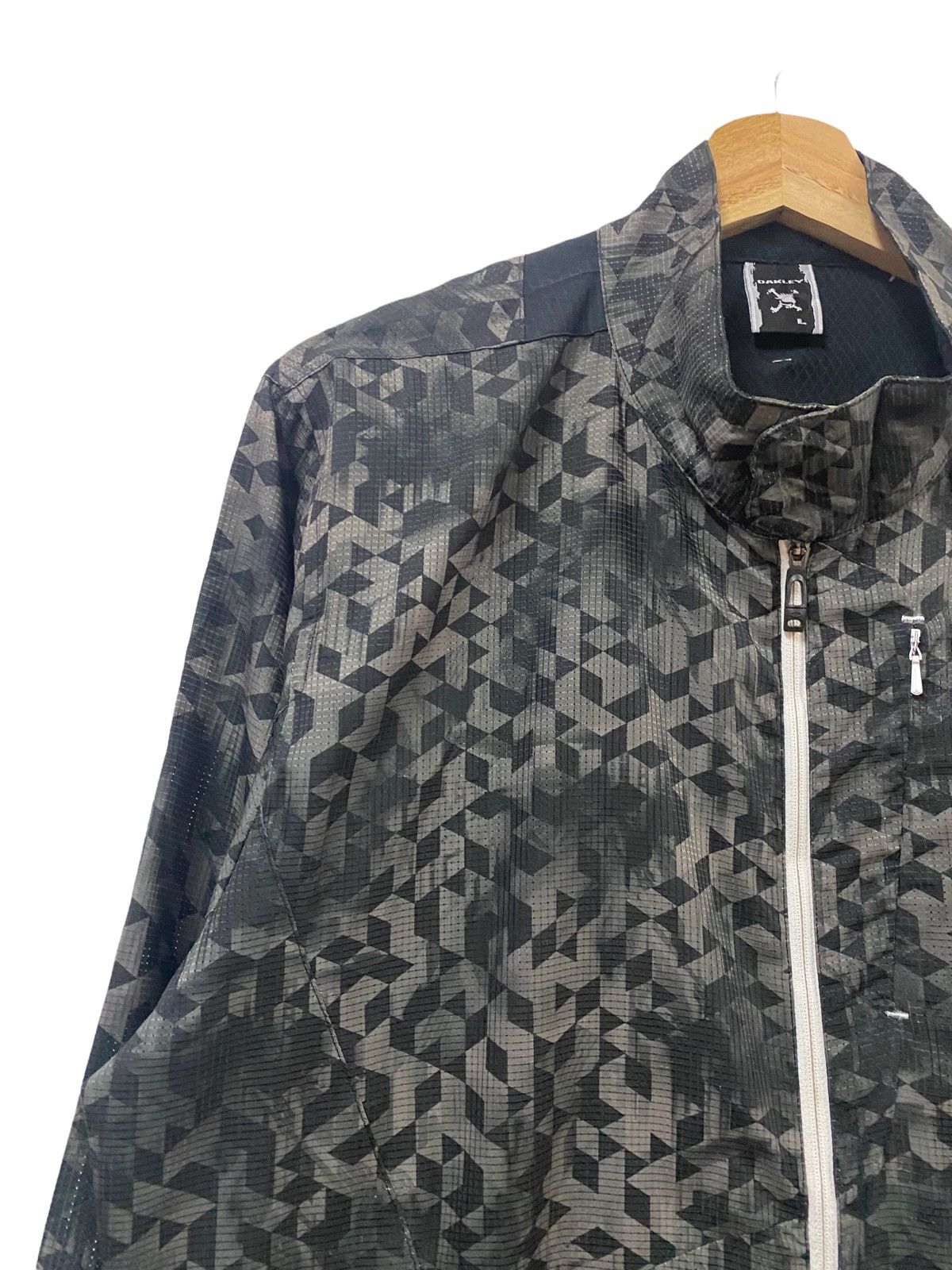 Oakley Oakley Windbreaker Jacket Size L Size US L / EU 52-54 / 3 - 5 Thumbnail
