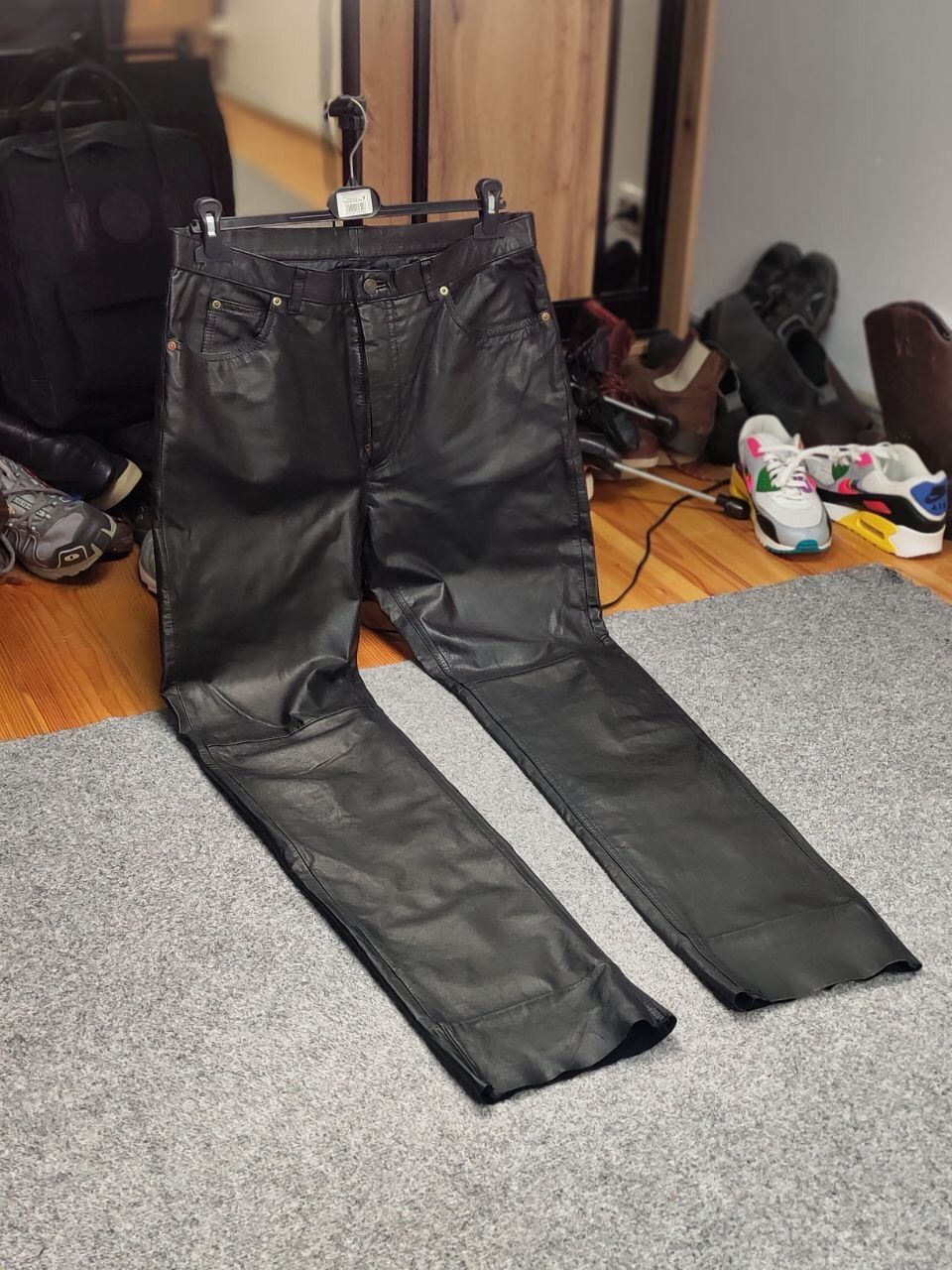 Japanese Brand Vintage Leather Black Pants Japan Hype Travis Scott Style Size US 34 / EU 50 - 15 Thumbnail