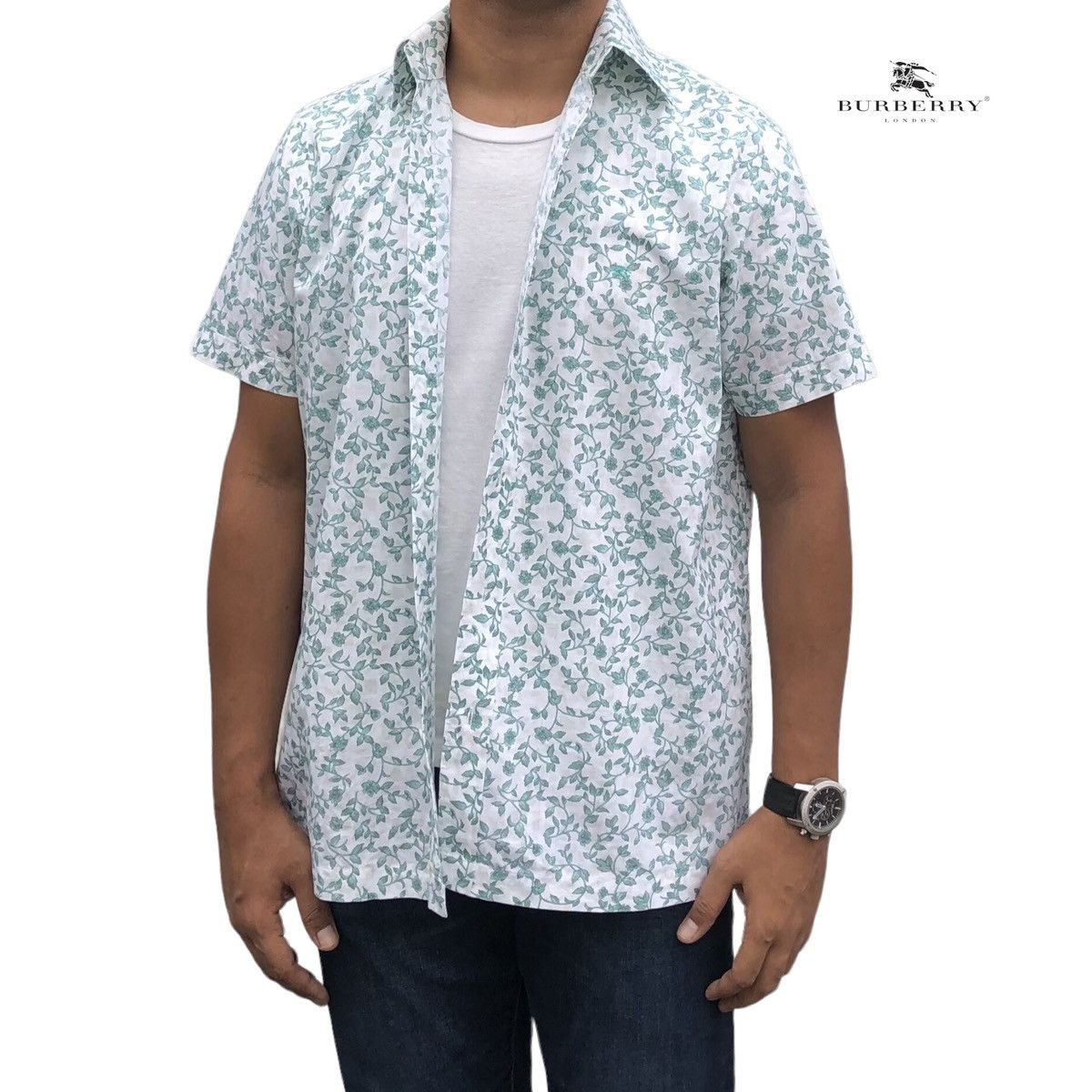 Burberry Authentic Burberry London Floral Print Checked Short Sleeve Size US L / EU 52-54 / 3 - 1 Thumbnail