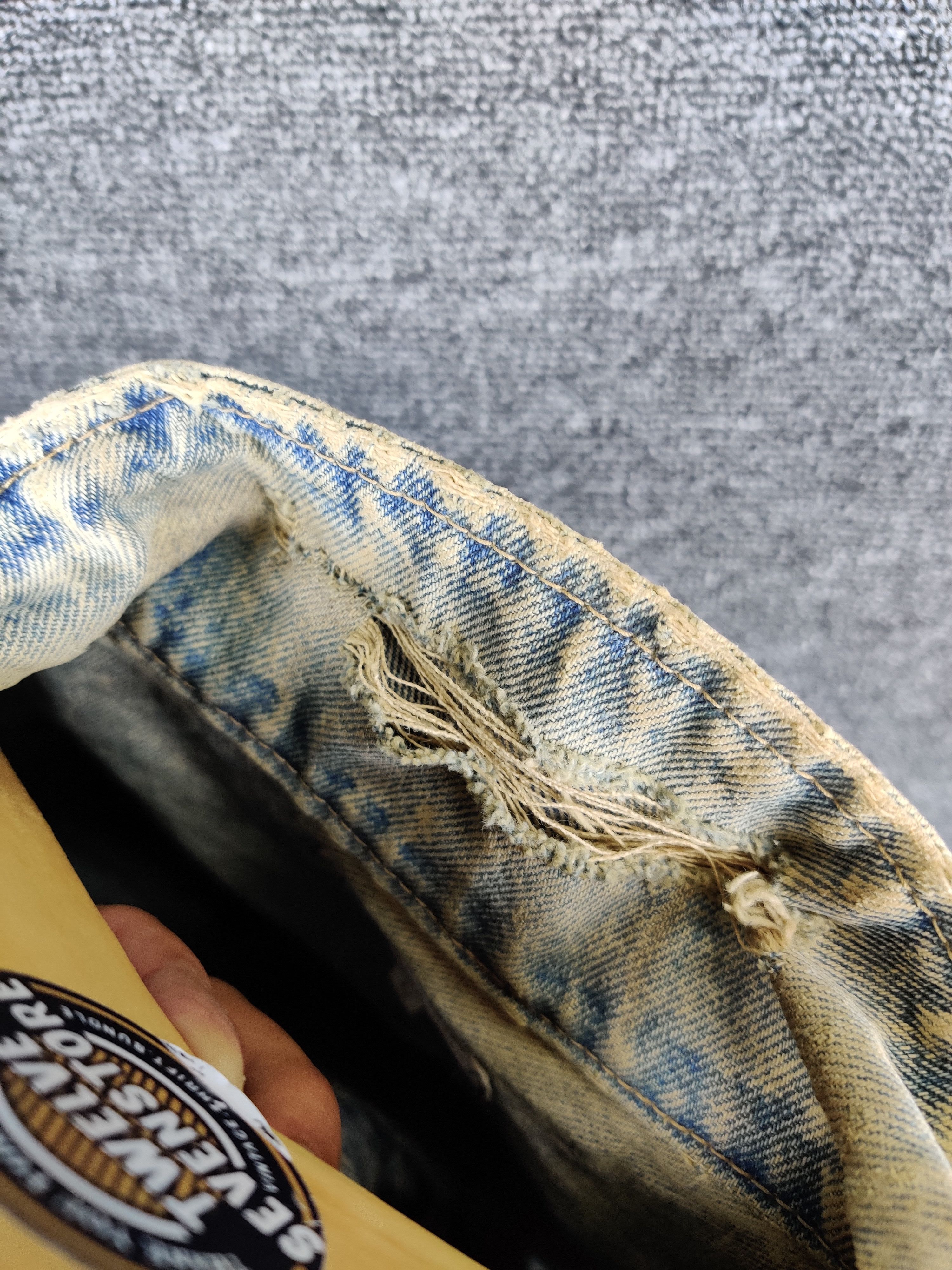 Japanese Brand Vintage Fittz Acid Wash Trucker Denim Jacket Size US L / EU 52-54 / 3 - 8 Thumbnail