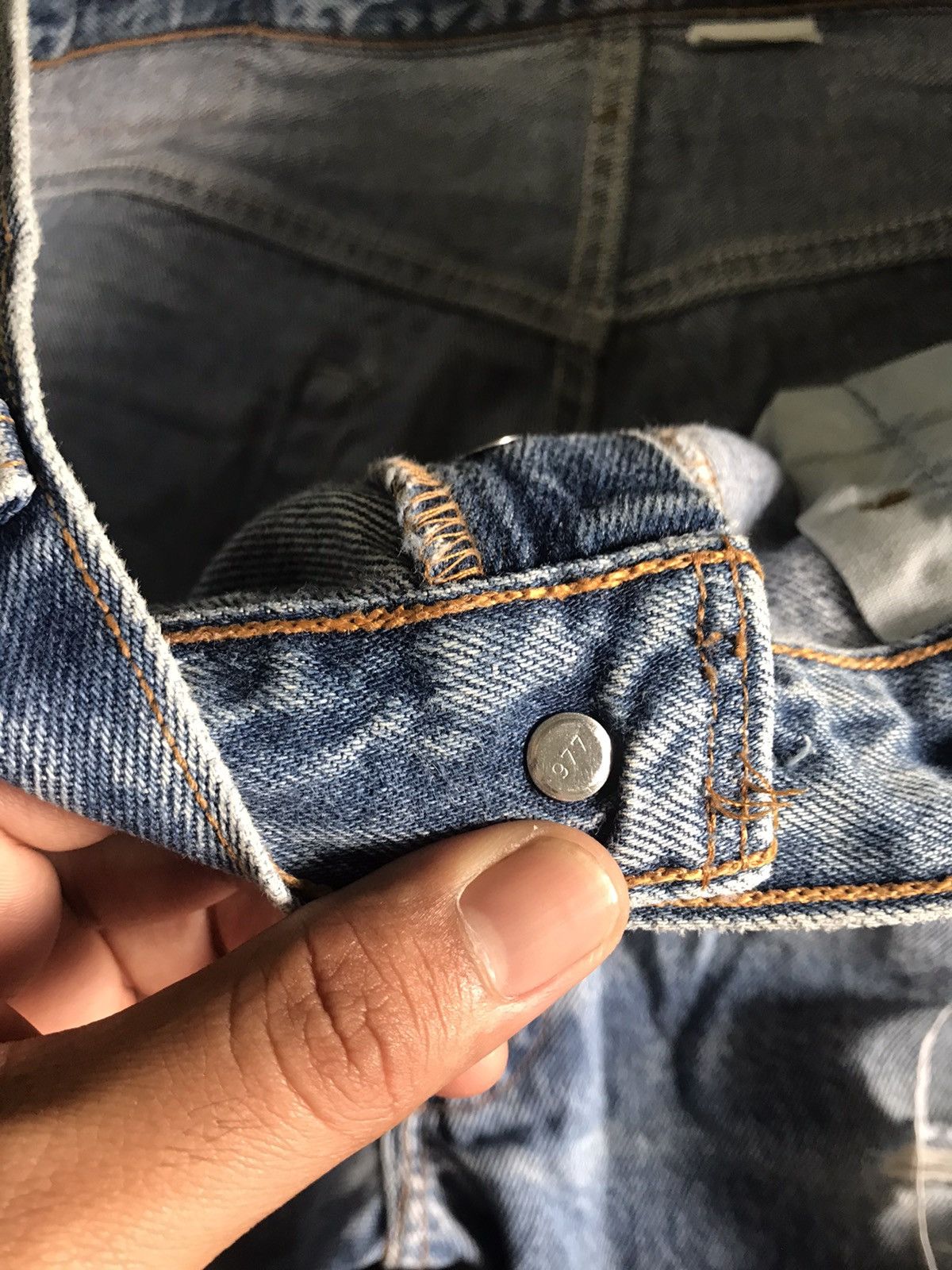 Levi's Vintage Levis 501 Distressed x Kurt Cobain Denim Size US 35 - 14 Thumbnail