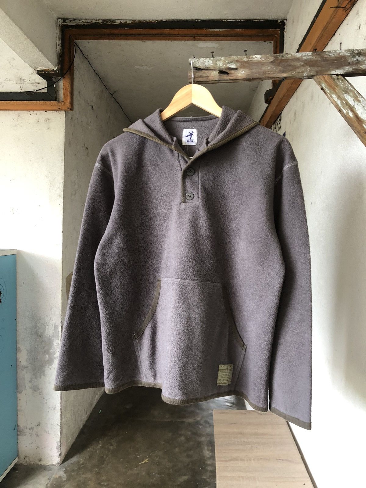 Hai Sporting Gear Vintage Hai Sporting Gear Fleece Sweater Hoodie Size US M / EU 48-50 / 2 - 5 Thumbnail