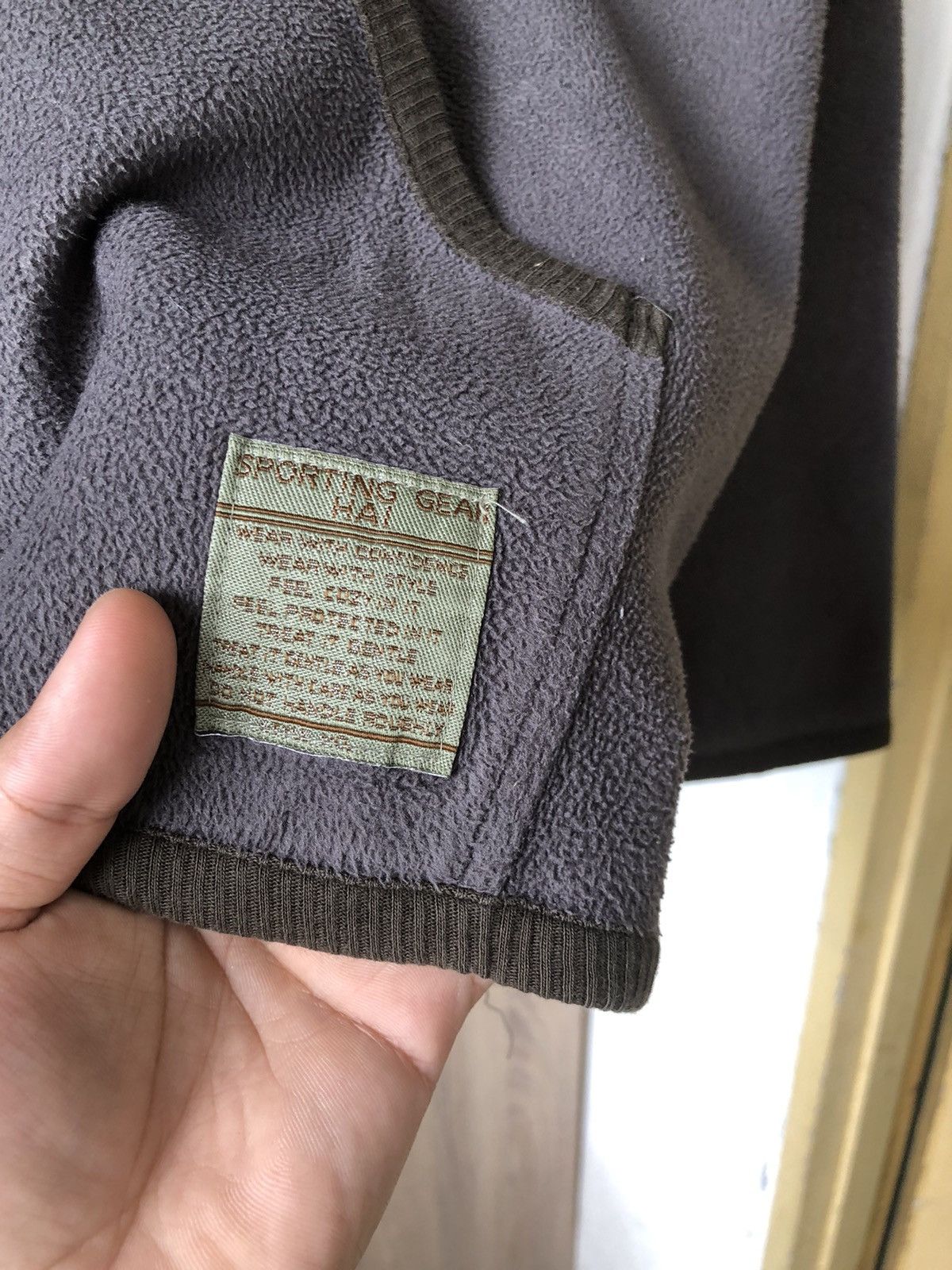 Hai Sporting Gear Vintage Hai Sporting Gear Fleece Sweater Hoodie Size US M / EU 48-50 / 2 - 8 Thumbnail
