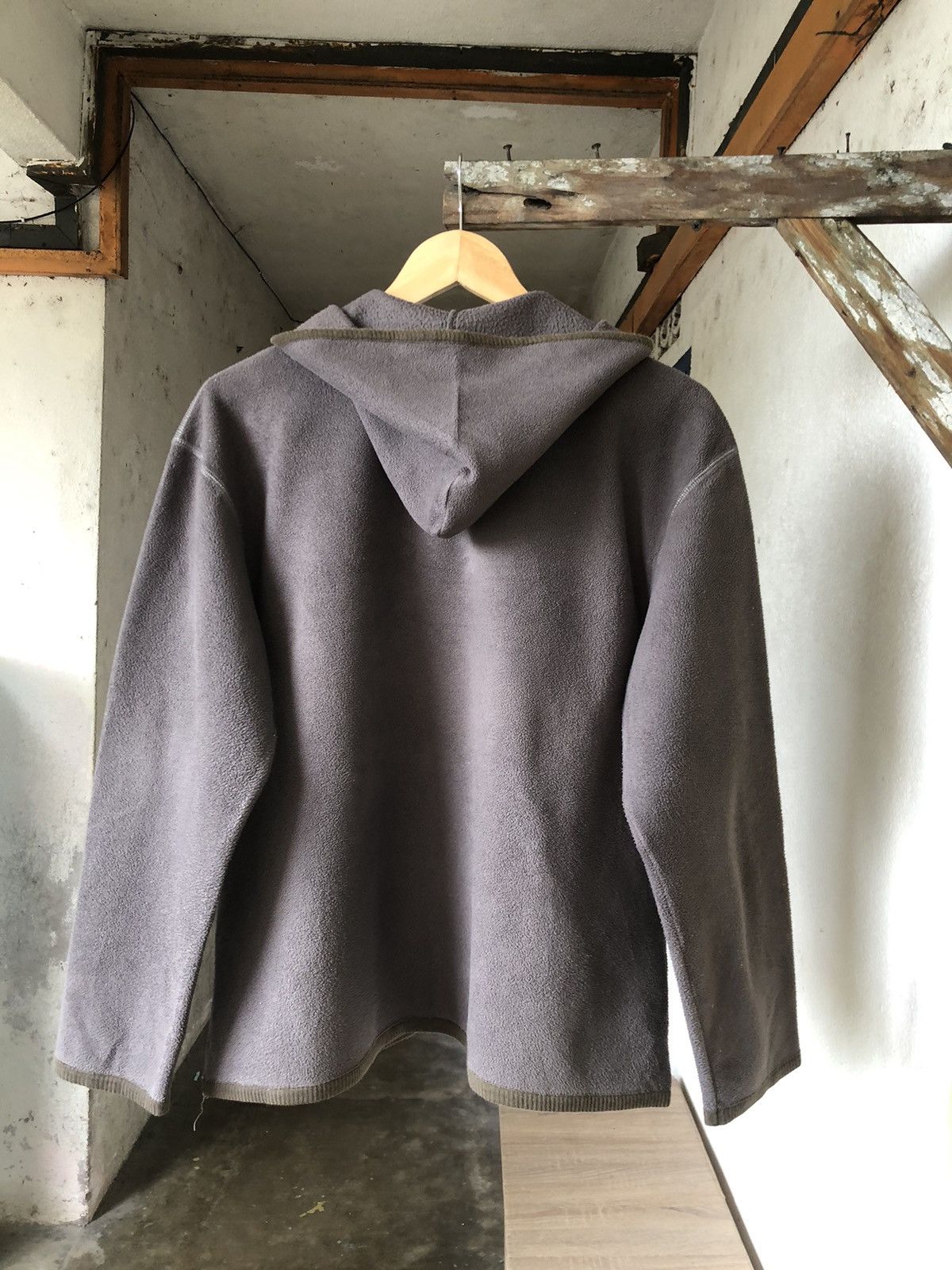 Hai Sporting Gear Vintage Hai Sporting Gear Fleece Sweater Hoodie Size US M / EU 48-50 / 2 - 7 Thumbnail