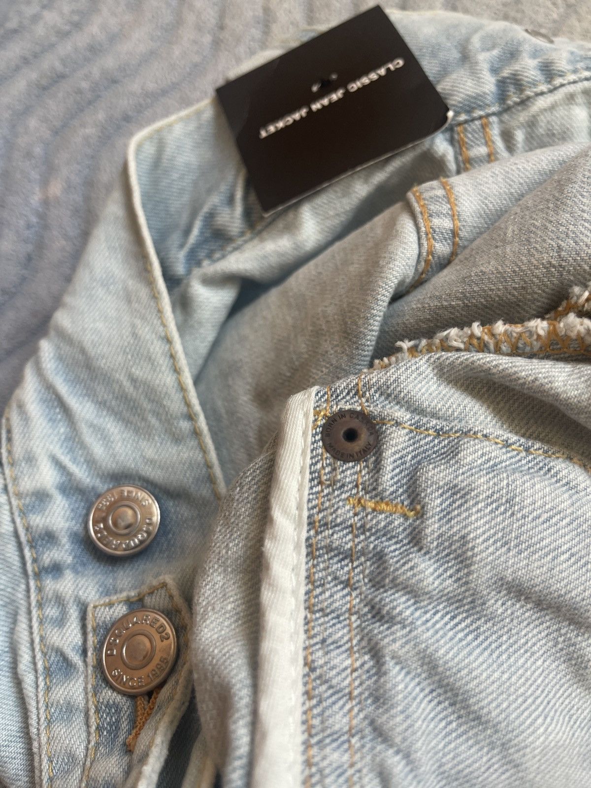 Dsquared2 Dsquared2 D2 classic Jean jacket distressed short Size M / US 6-8 / IT 42-44 - 19 Thumbnail