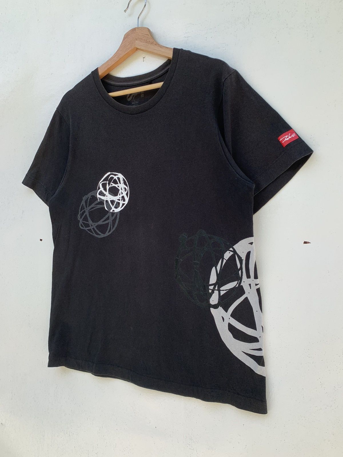 Futura × Uniqlo Rare Uniqlo x Futura Abstract Expression Design Tee Size US M / EU 48-50 / 2 - 3 Thumbnail