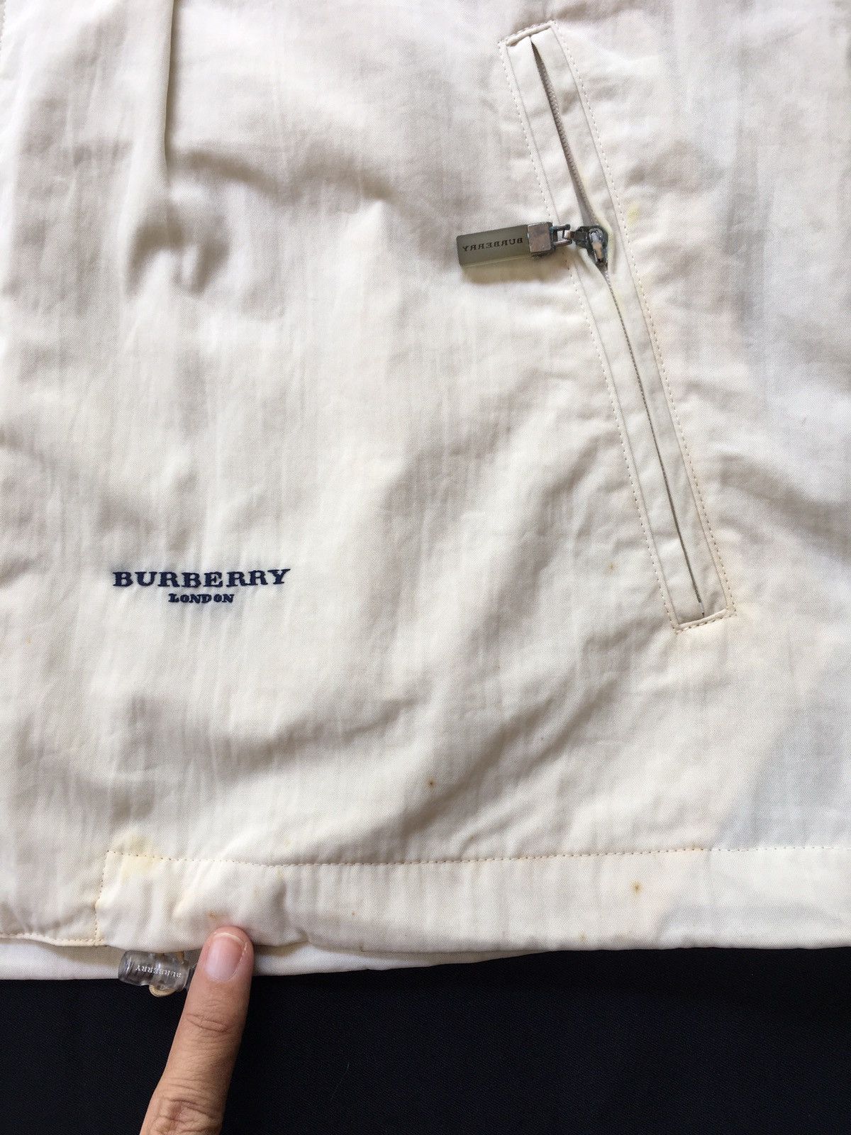 Burberry Vintage Burberry Hoodie Nylon Jacket Size US L / EU 52-54 / 3 - 13 Thumbnail