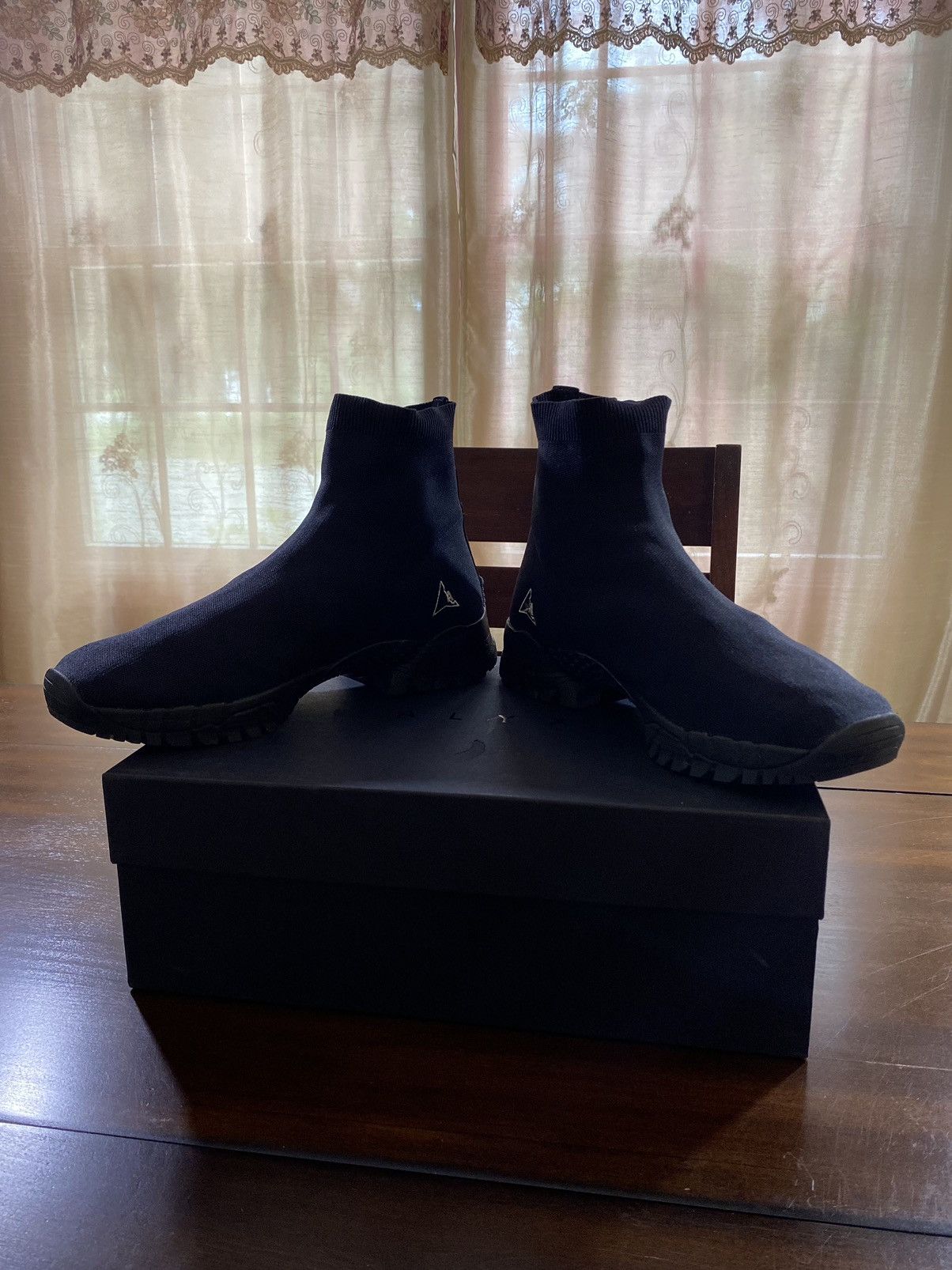 1017 ALYX 9SM × Playboi Carti × ROA 1017 ALYX 9SM X ROA Vibram Hiking Boots Size US 11 / EU 44 - 4 Thumbnail