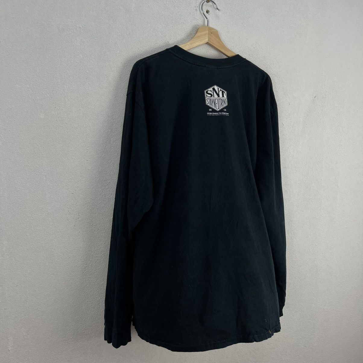 Vintage VINTAGE SNT STAYNEUTRINO SWEATSHIRT BIG LOGO STREET FASHION Size US XL / EU 56 / 4 - 7 Thumbnail