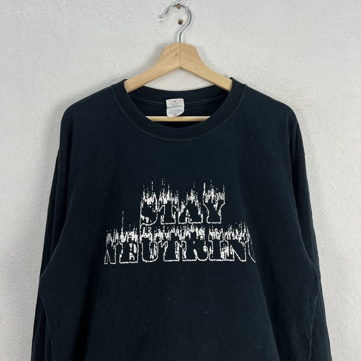 Vintage VINTAGE SNT STAYNEUTRINO SWEATSHIRT BIG LOGO STREET FASHION Size US XL / EU 56 / 4 - 3 Thumbnail