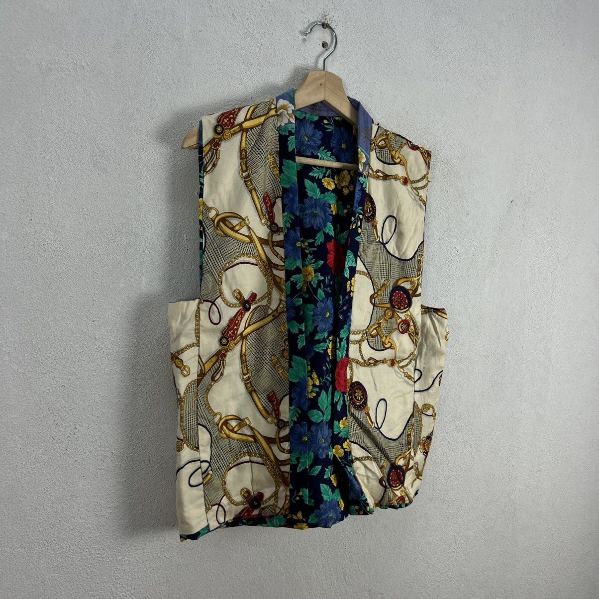 Art Comes First VINTAGE REVERSIBLE VEST TOP COLOURFUL DESIGN HERMES STYLE Size US M / EU 48-50 / 2 - 2 Thumbnail