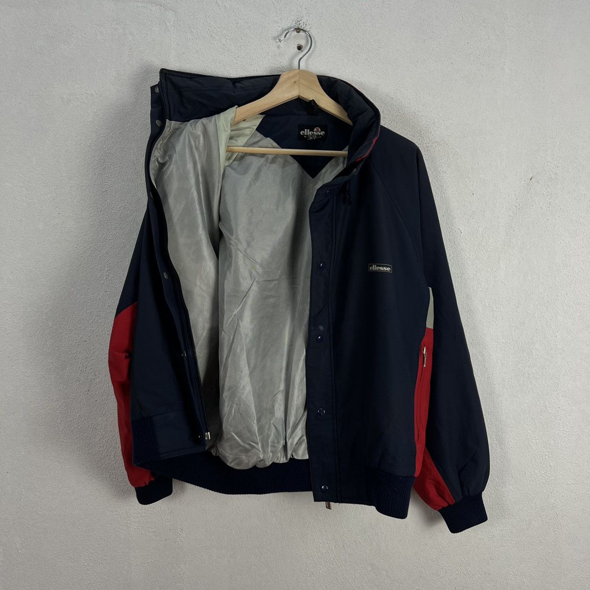 Japanese Brand RARE TRITONE CROPPED JACKET ELLESSE PERUGIA-ITALY Size US M / EU 48-50 / 2 - 10 Thumbnail