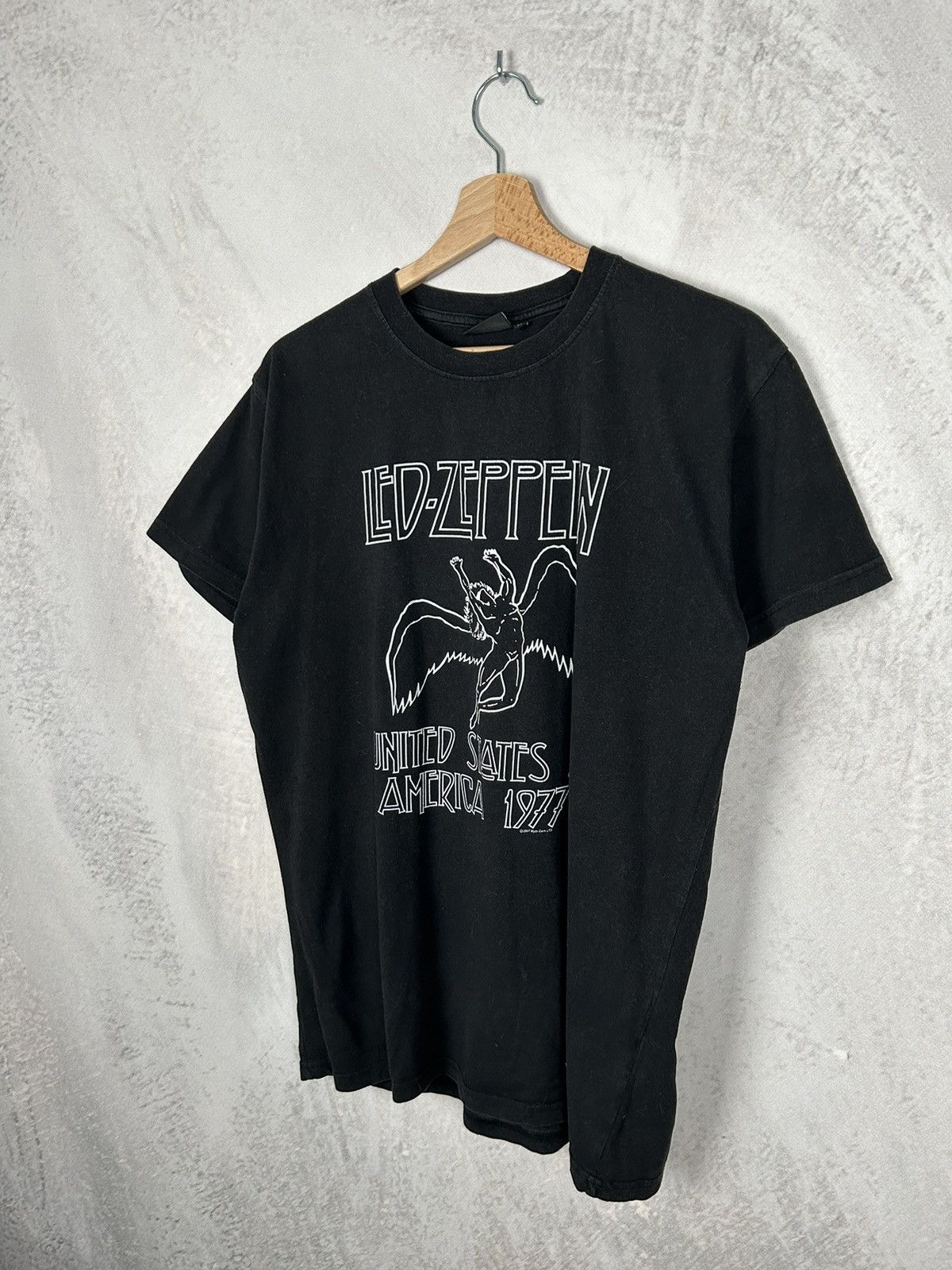 Band Tees Vintage Led Zeppelin Rock Band Tee Metal Punk 90s Size US M / EU 48-50 / 2 - 2 Thumbnail