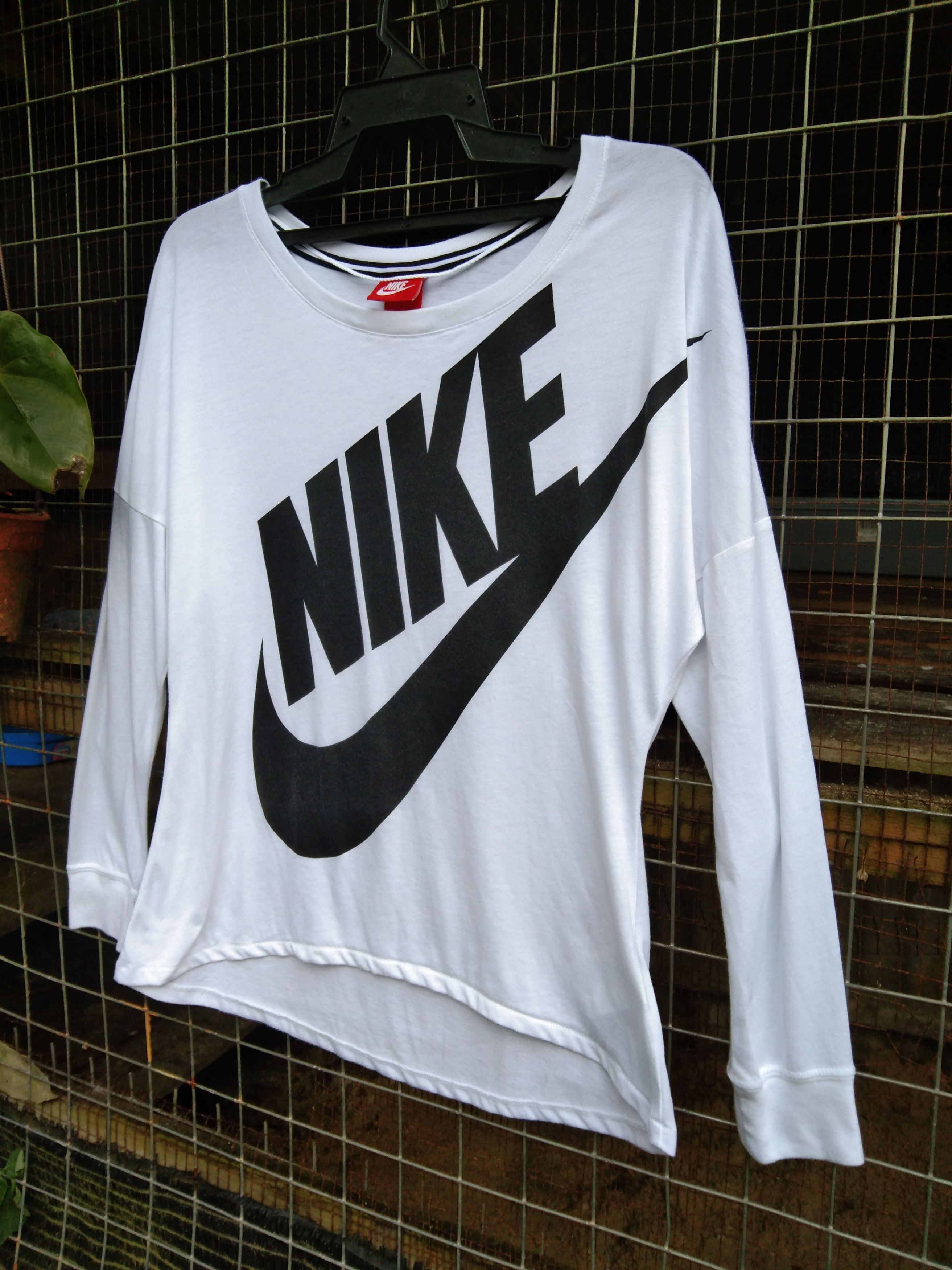Nike NIKE BIG LOGO LONG SLEEVE SHIRT Size L / US 10 / IT 46 - 8 Thumbnail