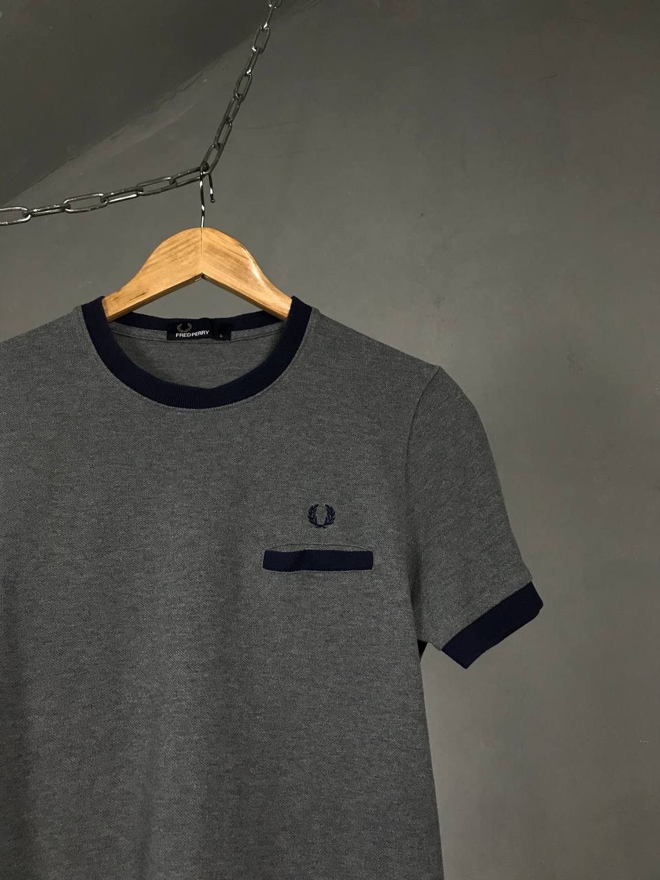 Fred Perry Fred Perry vintage casual luxury streetwear tee Size US S / EU 44-46 / 1 - 2 Thumbnail