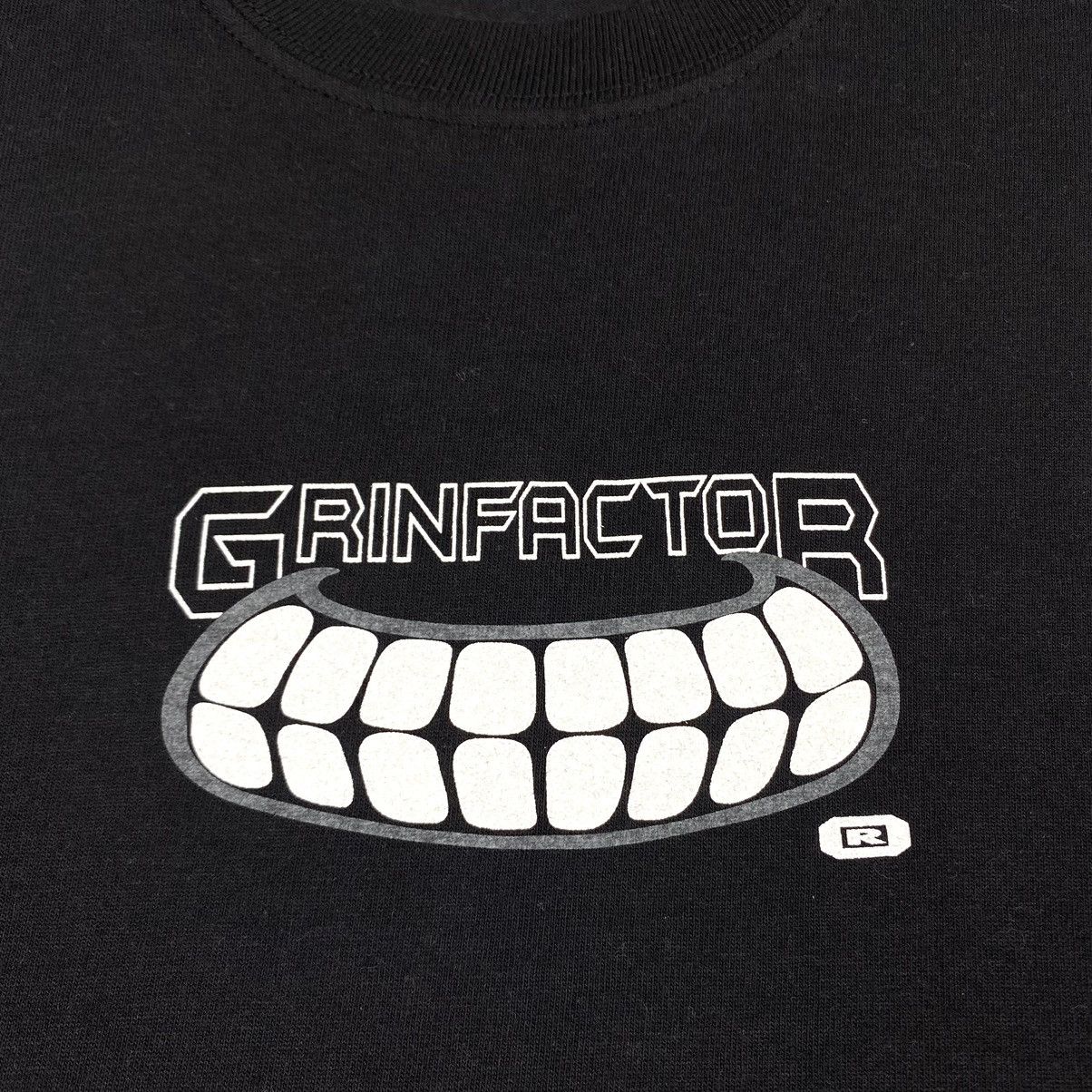 Band Tees Y2K 00’s Vintage Grinfactor Surf Raiders T Shirt Size US L / EU 52-54 / 3 - 4 Thumbnail