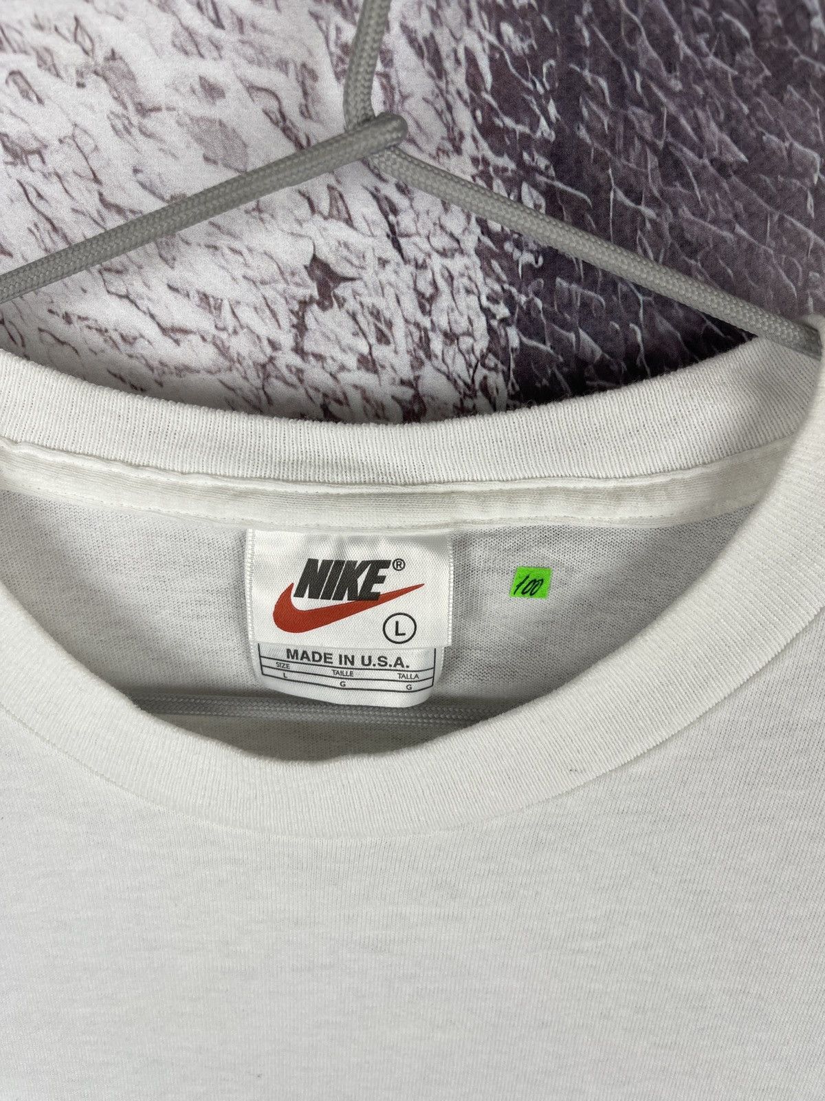 Nike Nike vintage 90s Marathon made in USA white tee shirt Size US L / EU 52-54 / 3 - 3 Thumbnail