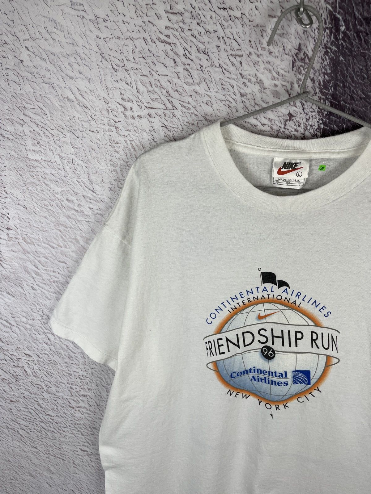 Nike Nike vintage 90s Marathon made in USA white tee shirt Size US L / EU 52-54 / 3 - 2 Thumbnail