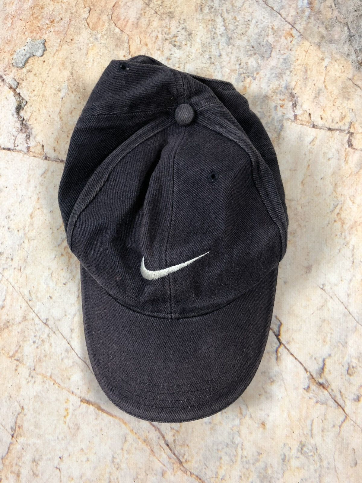Nike × Vintage Nike vintage black logo cap Size ONE SIZE - 1 Thumbnail