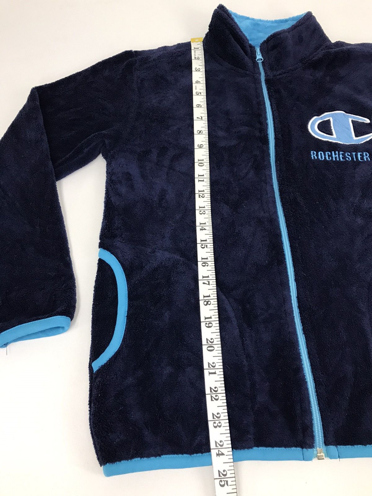 Champion Champion Rochester NY Fleece Embroidery Logo Spell Out Size US XS / EU 42 / 0 - 9 Thumbnail