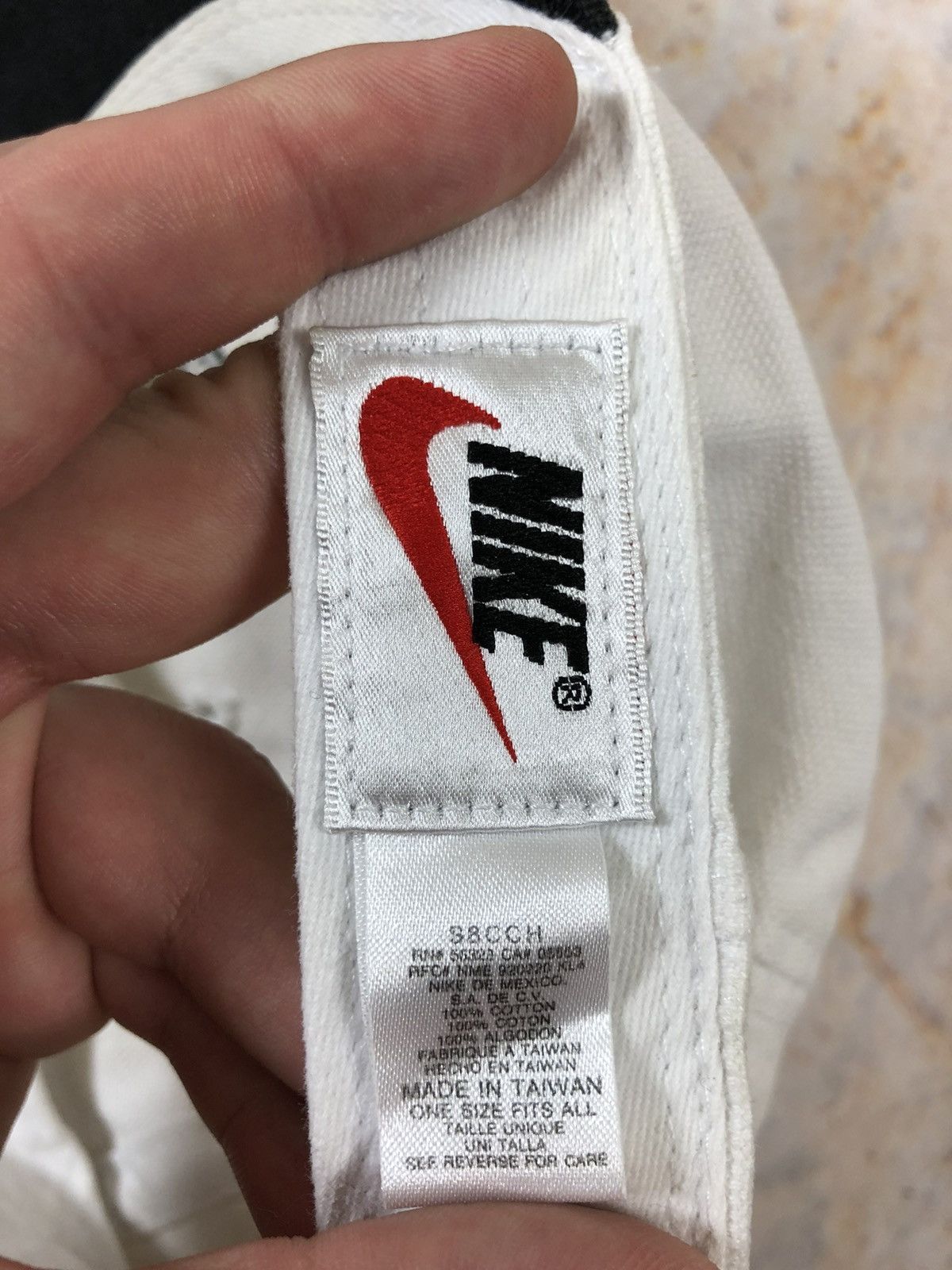 Nike × Vintage Nike vintage white big logo cap Size ONE SIZE - 5 Thumbnail