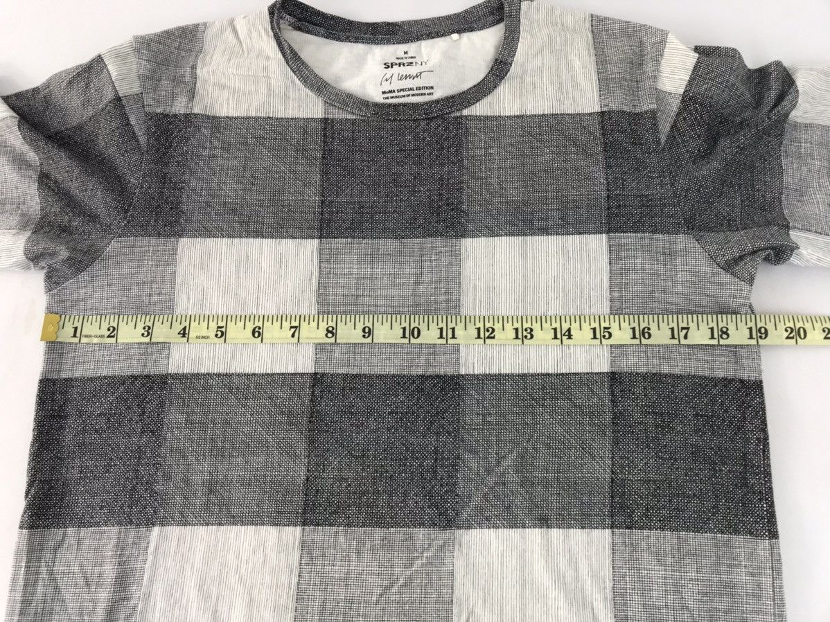 Uniqlo SPRZNY 2015 The LeWitt Estate MoMA Edition Checked Tee Size US M / EU 48-50 / 2 - 7 Thumbnail