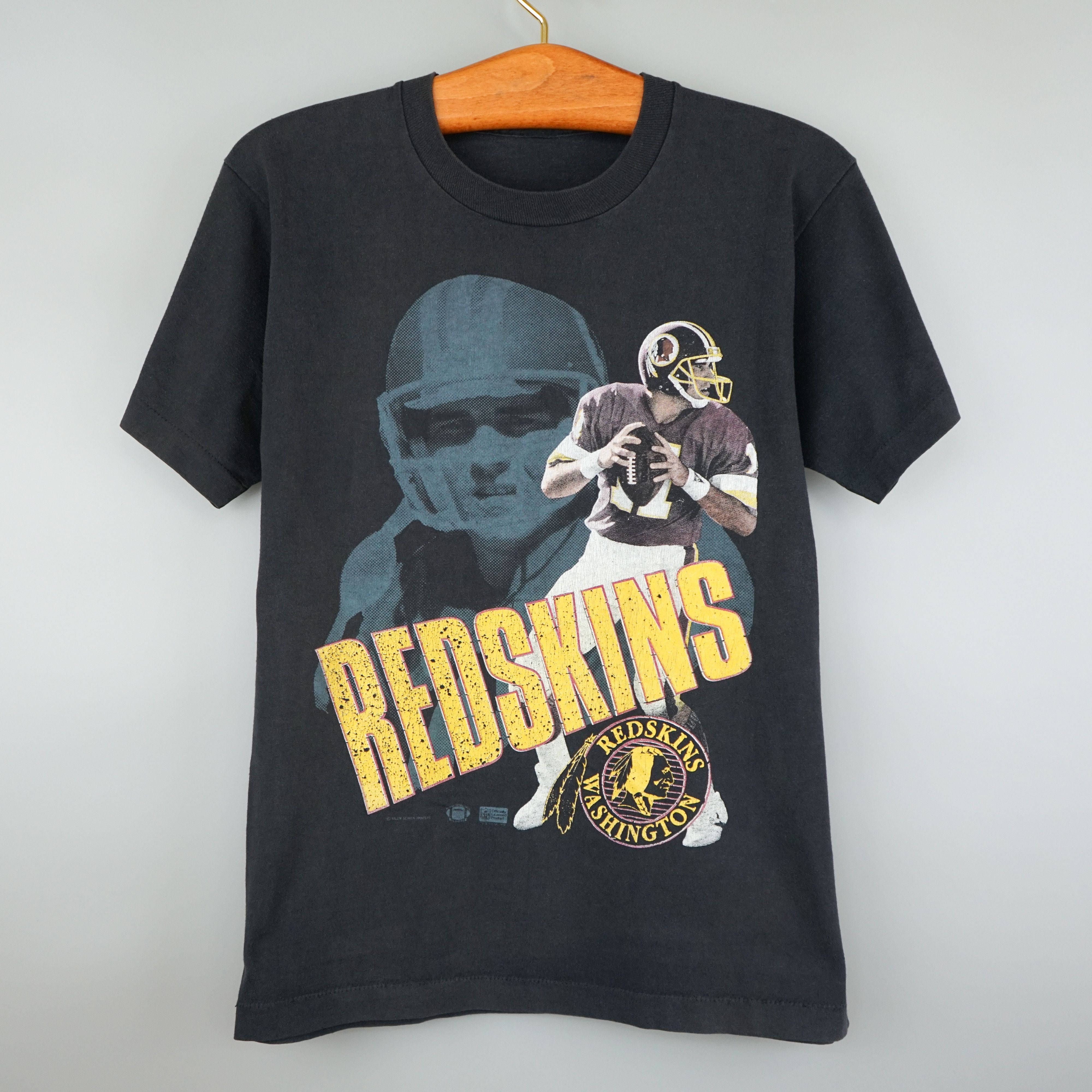 NFL × Vintage Vintage Washington Redskins t shirt 1990s Size US M / EU 48-50 / 2 - 1 Thumbnail
