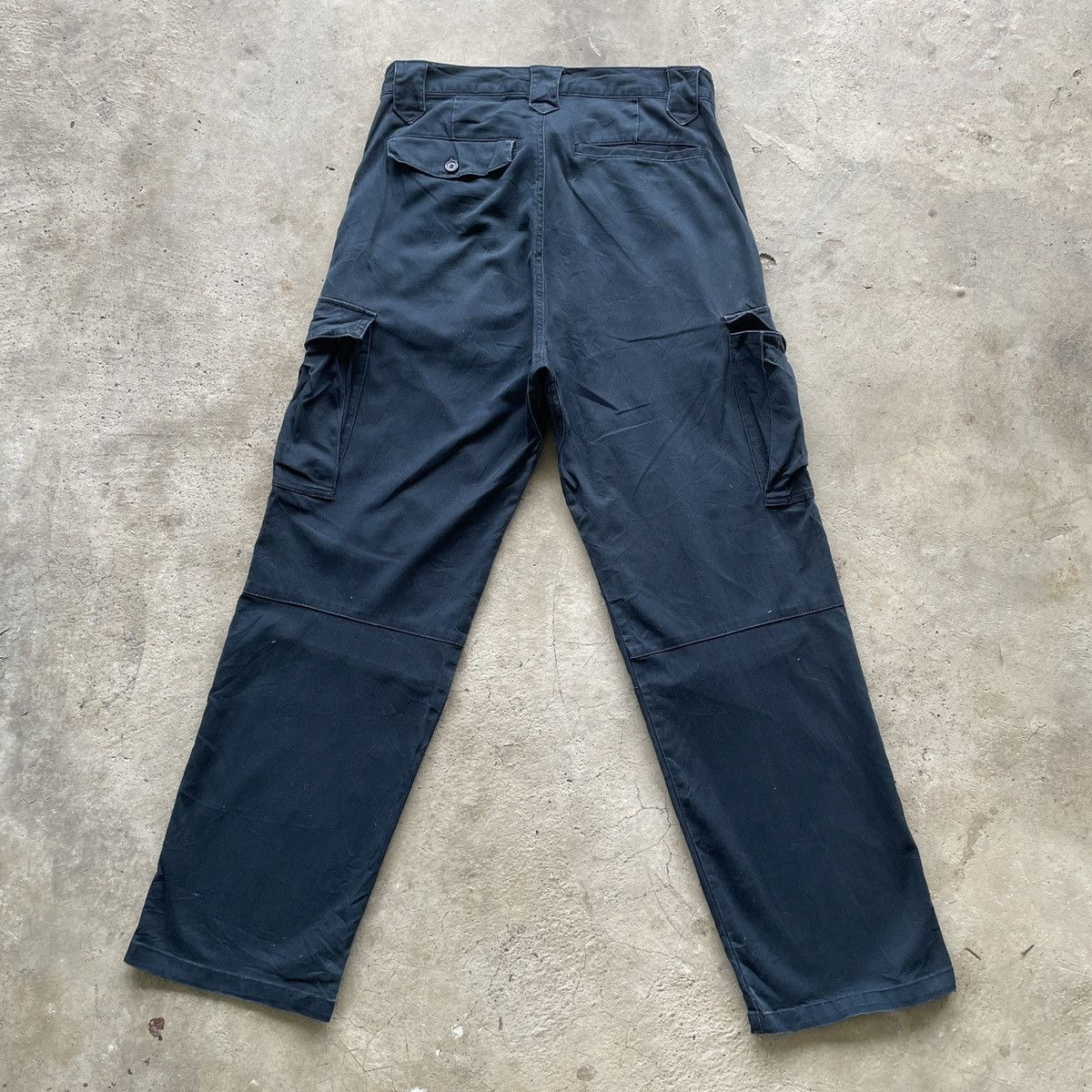 Japanese Brand Japanese Vintage Faded Dark Blue Tactical Cargo Pants Size US 30 / EU 46 - 13 Thumbnail