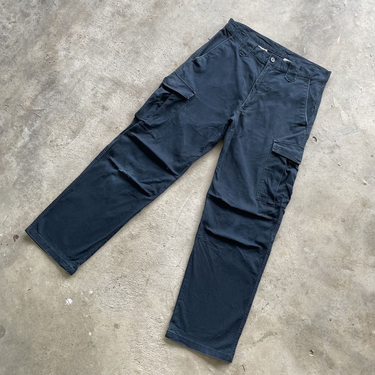 Japanese Brand Japanese Vintage Faded Dark Blue Tactical Cargo Pants Size US 30 / EU 46 - 2 Thumbnail