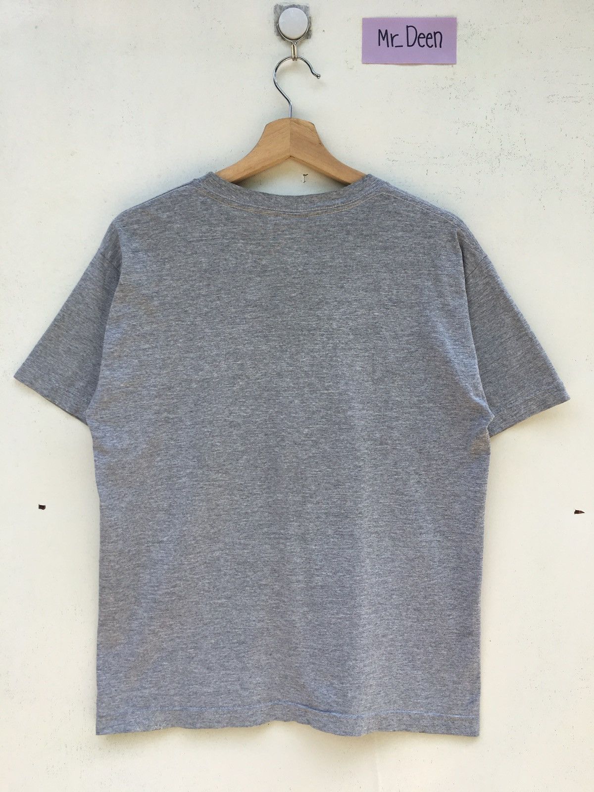 Tommy Hilfiger Vintage Tommy Hilfiger Big Spellout Tshirt Size US M / EU 48-50 / 2 - 14 Thumbnail