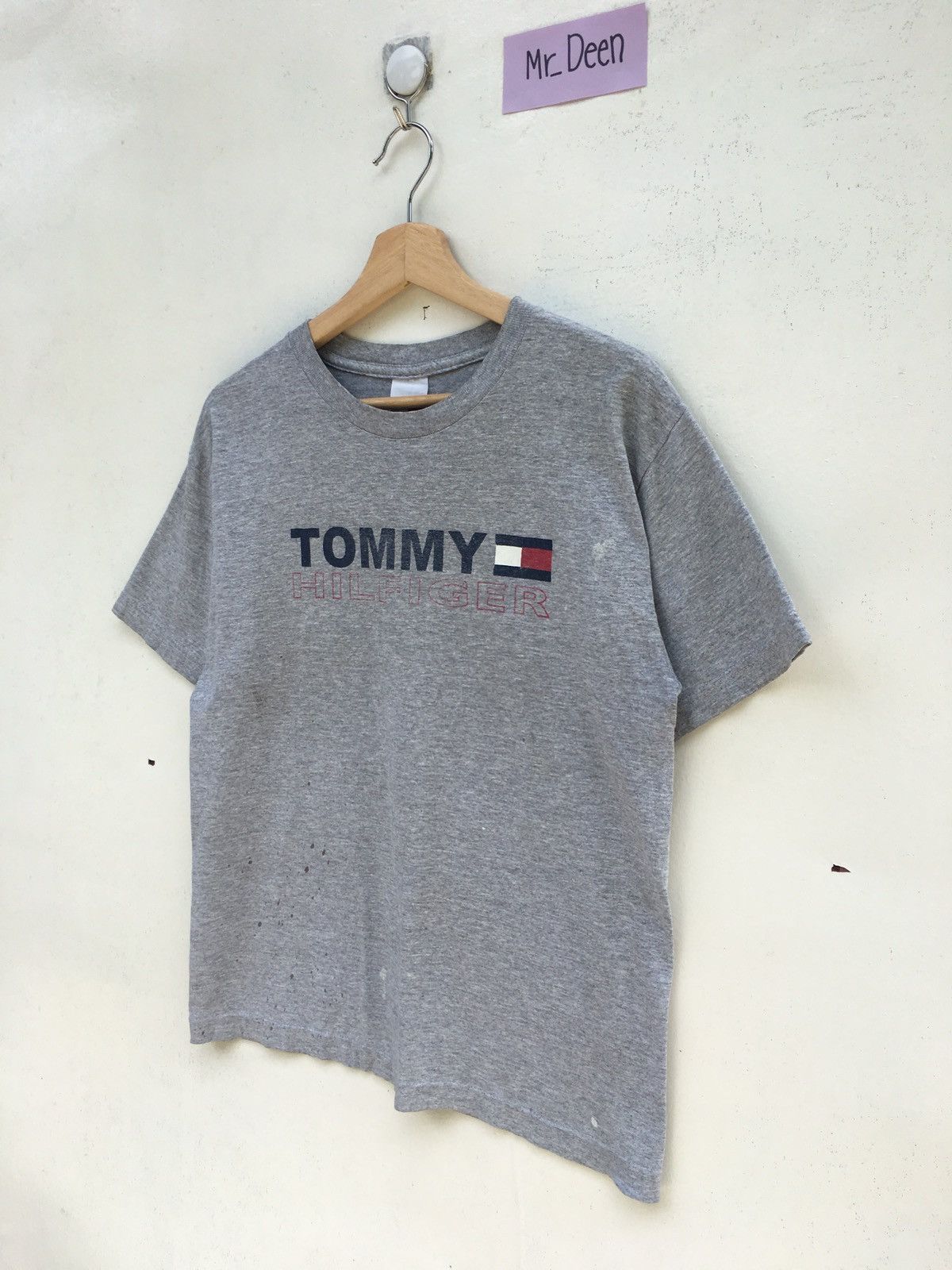 Tommy Hilfiger Vintage Tommy Hilfiger Big Spellout Tshirt Size US M / EU 48-50 / 2 - 4 Thumbnail