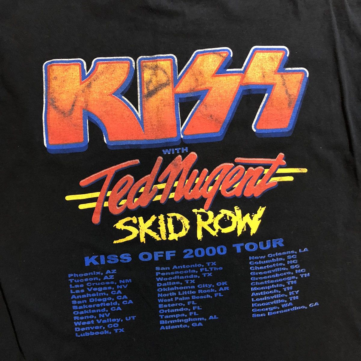 Band Tees Vintage Rare Farewell Tour Kiss Off Tour 2000 T-Shirt Size US L / EU 52-54 / 3 - 4 Thumbnail