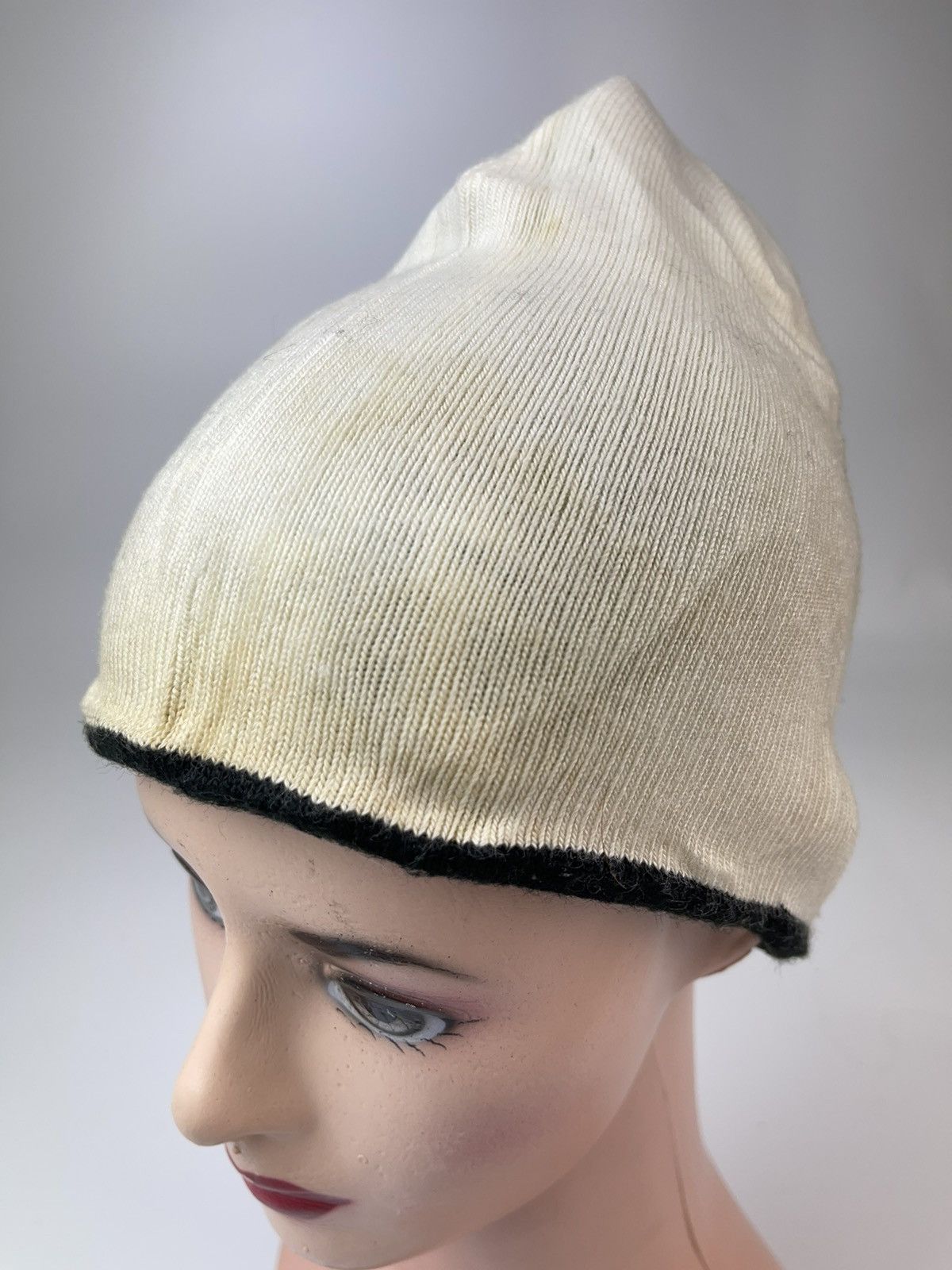 Burton BURTON REVERSIBLE BEANIE HATS SNOW CAPS Size ONE SIZE - 7 Thumbnail